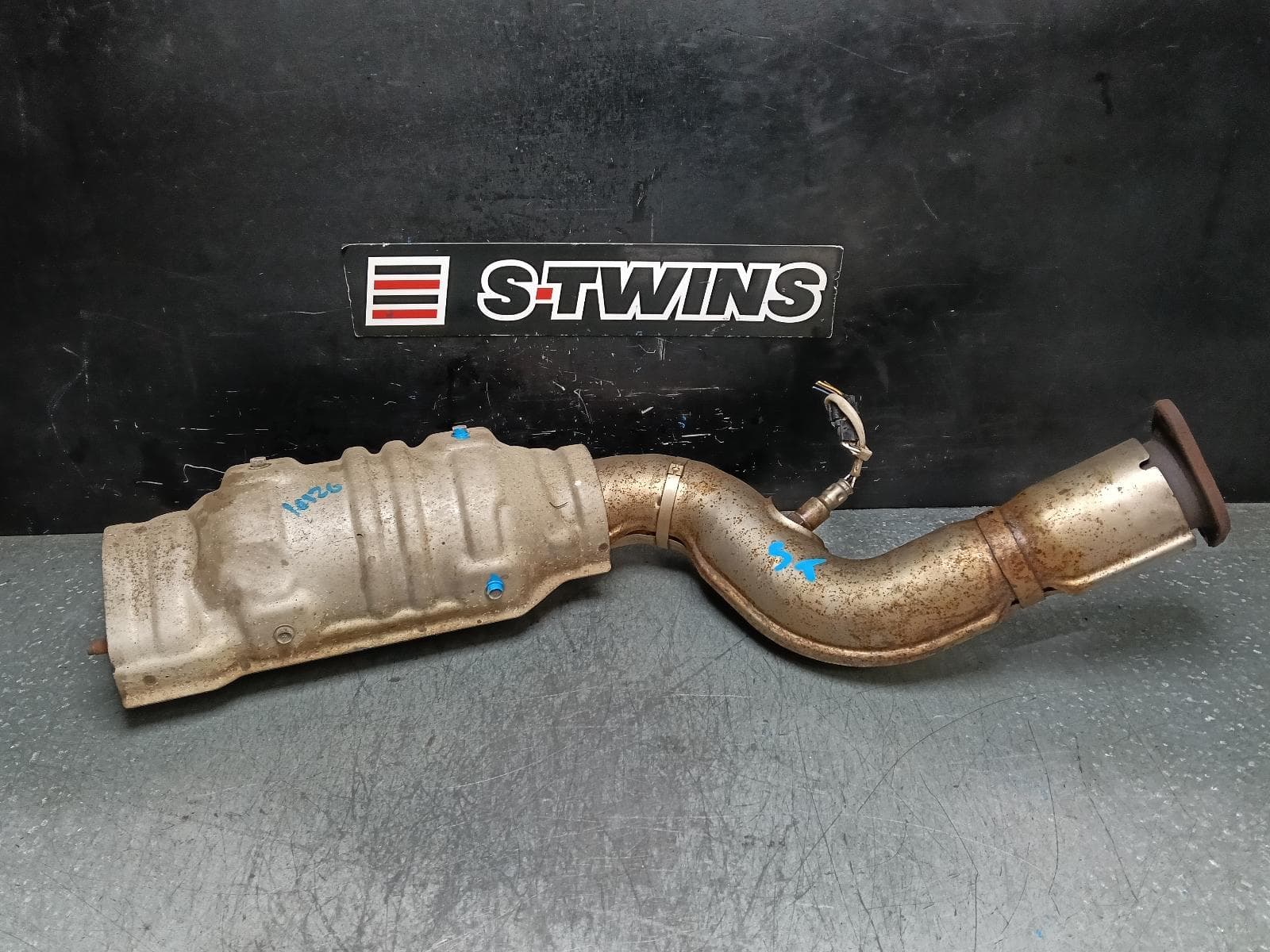 Used auto part listing image: 2016 NISSAN XTRAIL CATALYTIC CONVERTER UNDER CAR-CAT TYPE, 2.5, PETROL, T32, 02/14-07/22 0000401280