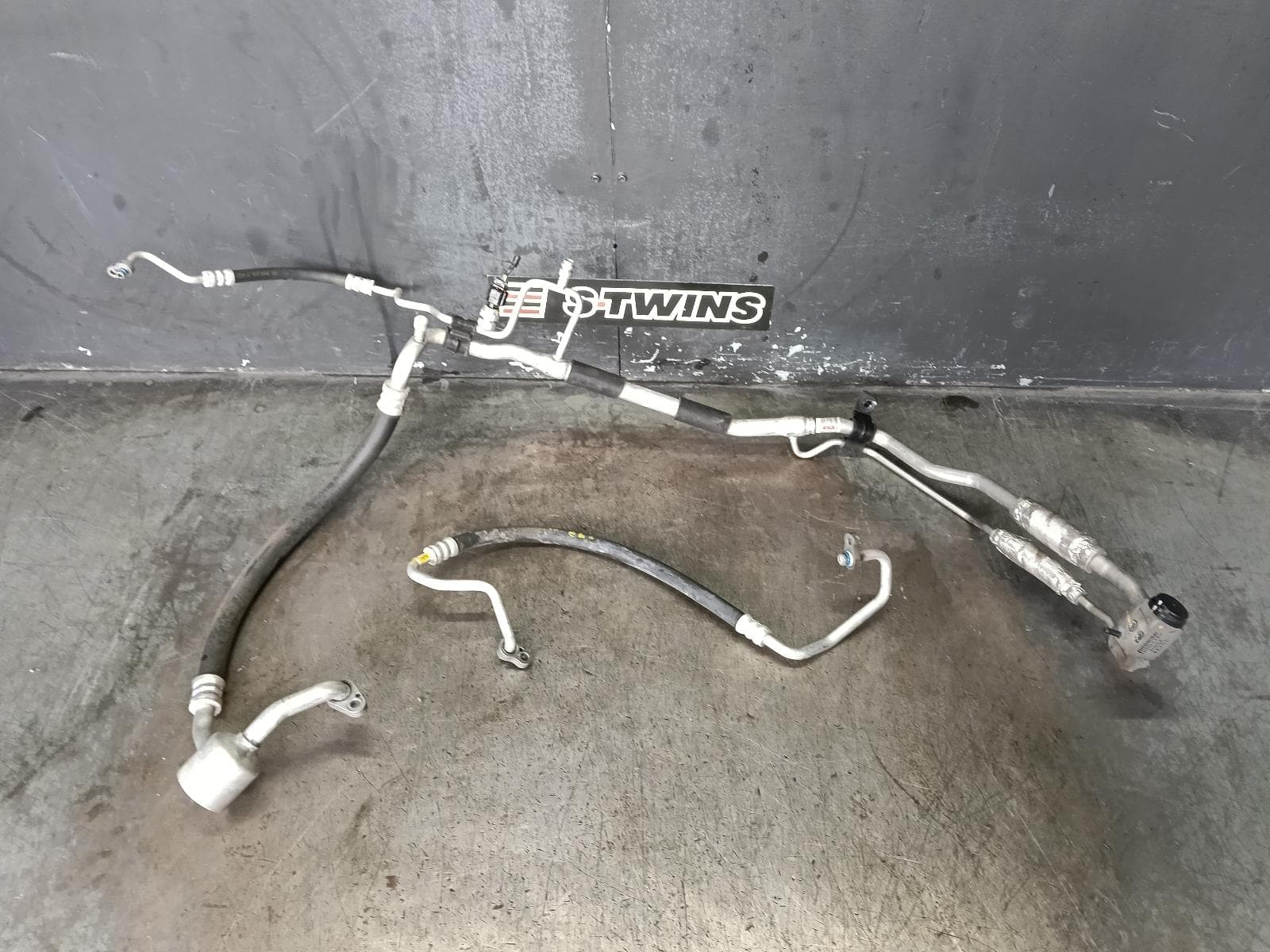 Used auto part listing image: 2018 KIA SPORTAGE A C HOSES QL, PETROL, 2.0, UNDER BONNET SET, 10/15-08/21 0000379535