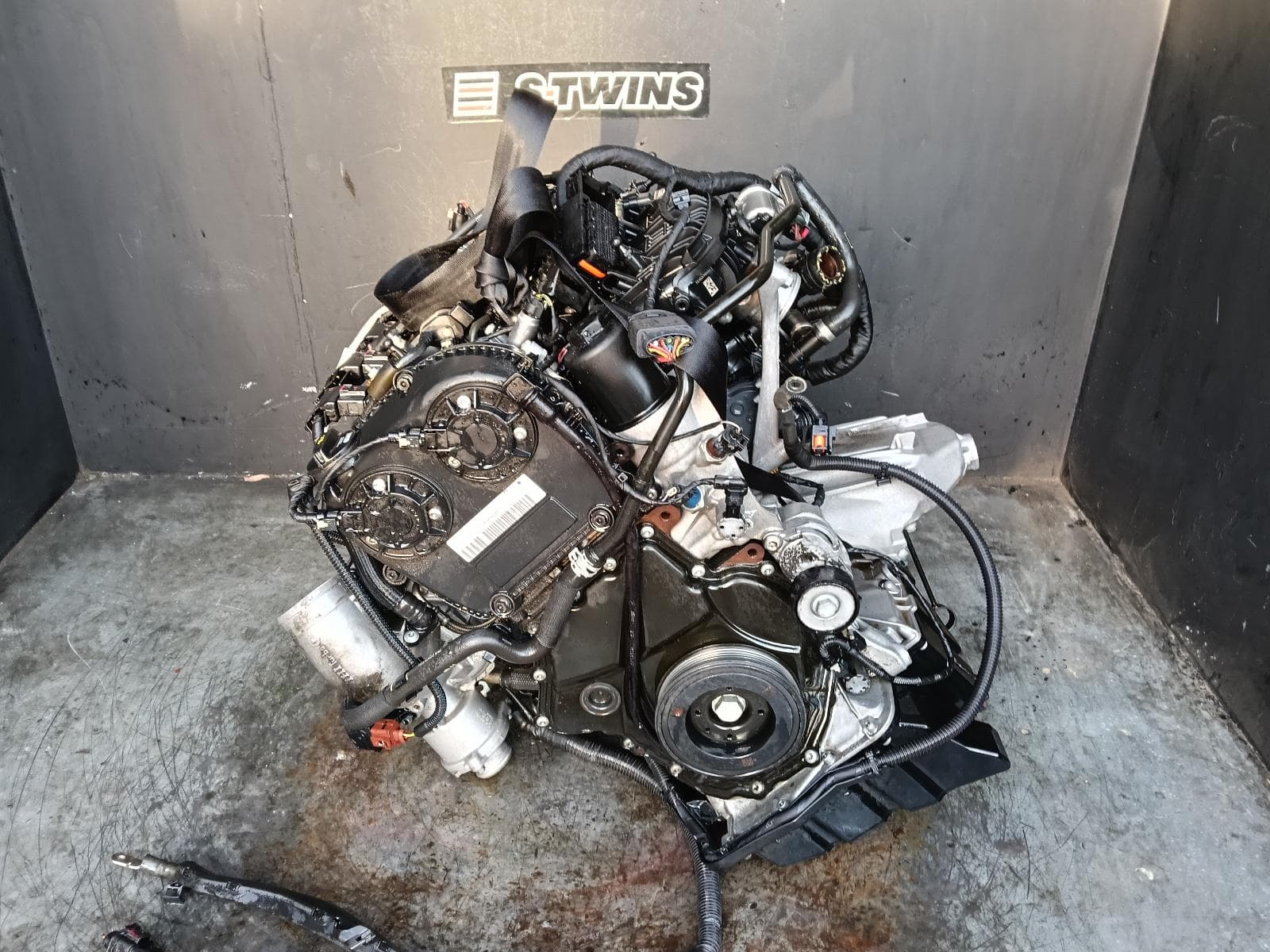 Used auto part listing image: 2017 AUDI A4 ENGINE PETROL, 2.0, TURBO, B9 8W, CVKB CODE, 10/15- 0000379757