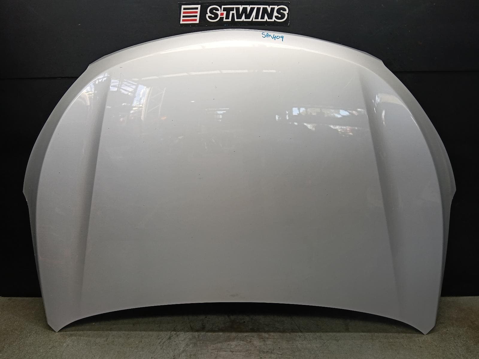 Used auto part listing image: 2016 HYUNDAI SANTA FE BONNET DM, 06/12-02/18 0000397800