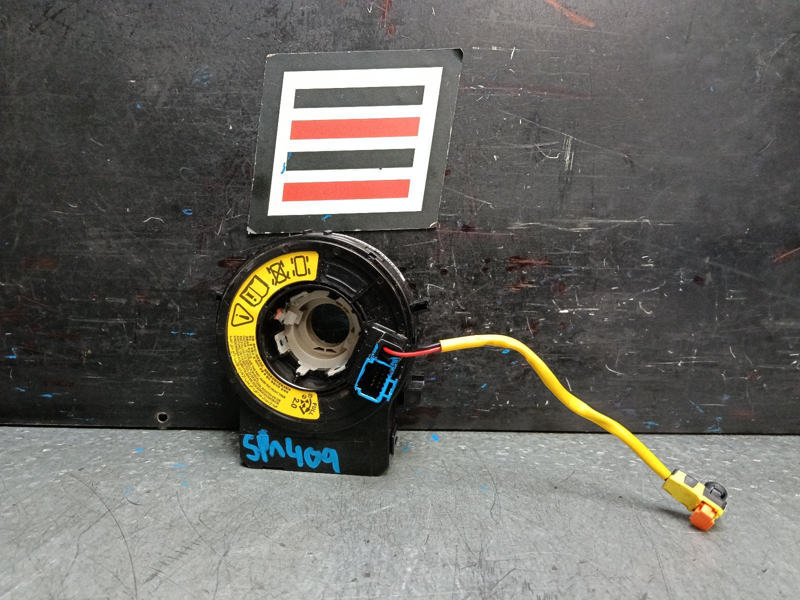 Used auto part listing image: 2016 HYUNDAI SANTA FE CLOCKSPRING, DM, 06/12-02/18 0000397923