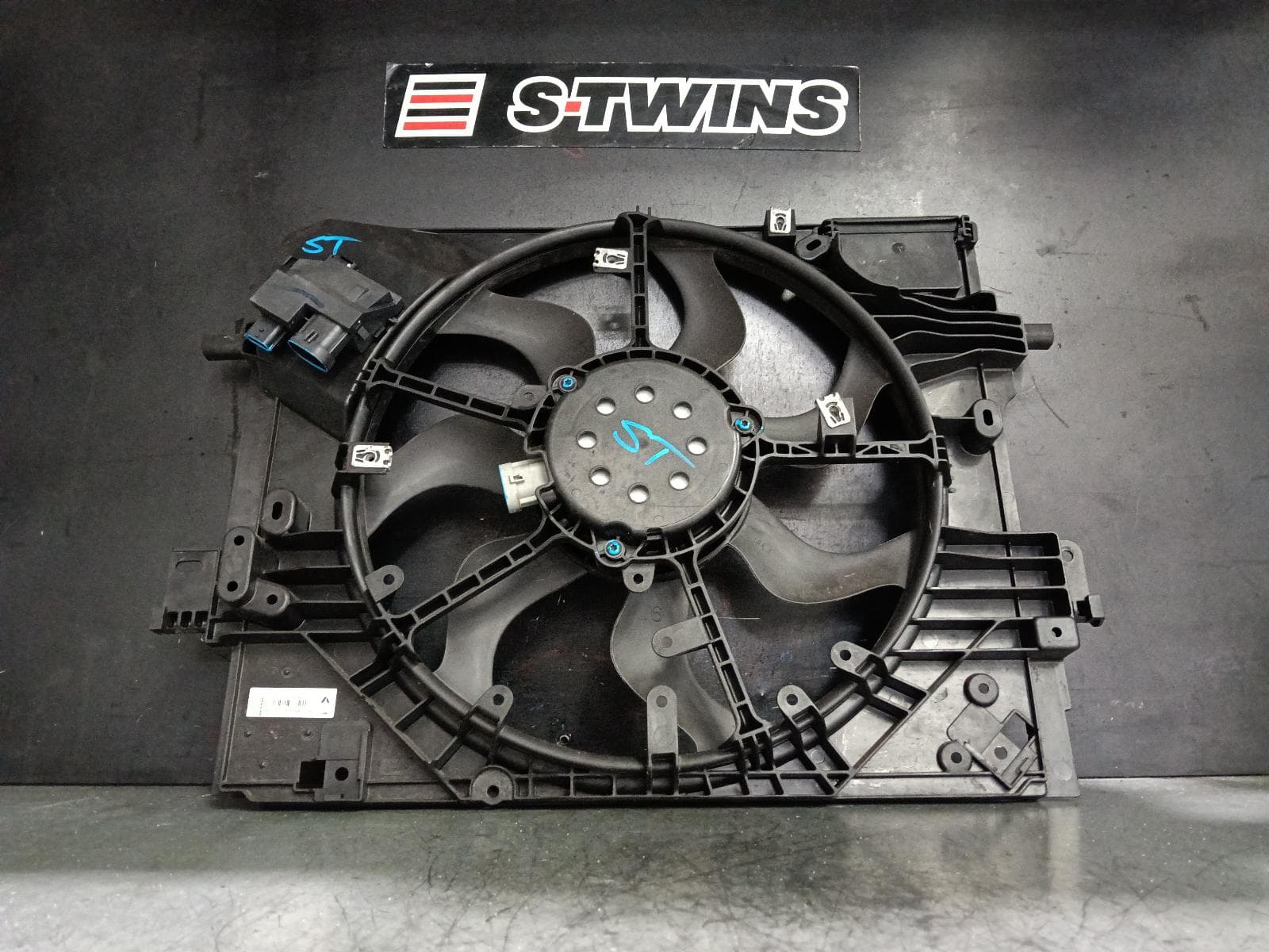 Used auto part listing image: 2021 NISSAN JUKE FAN RADIATOR FAN, PETROL, 1.0, TURBO, F16, 03/20- 0000387509