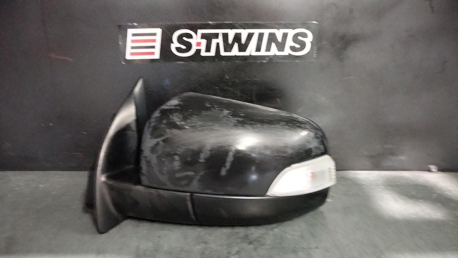 Used auto part listing image: 2019 FORD RANGER LEFT DOOR MIRROR XLT, COLOUR CODED, POWER FOLD, W/ INDICATOR, NON HEATED TYPE, PX, 06/15- 0000385284