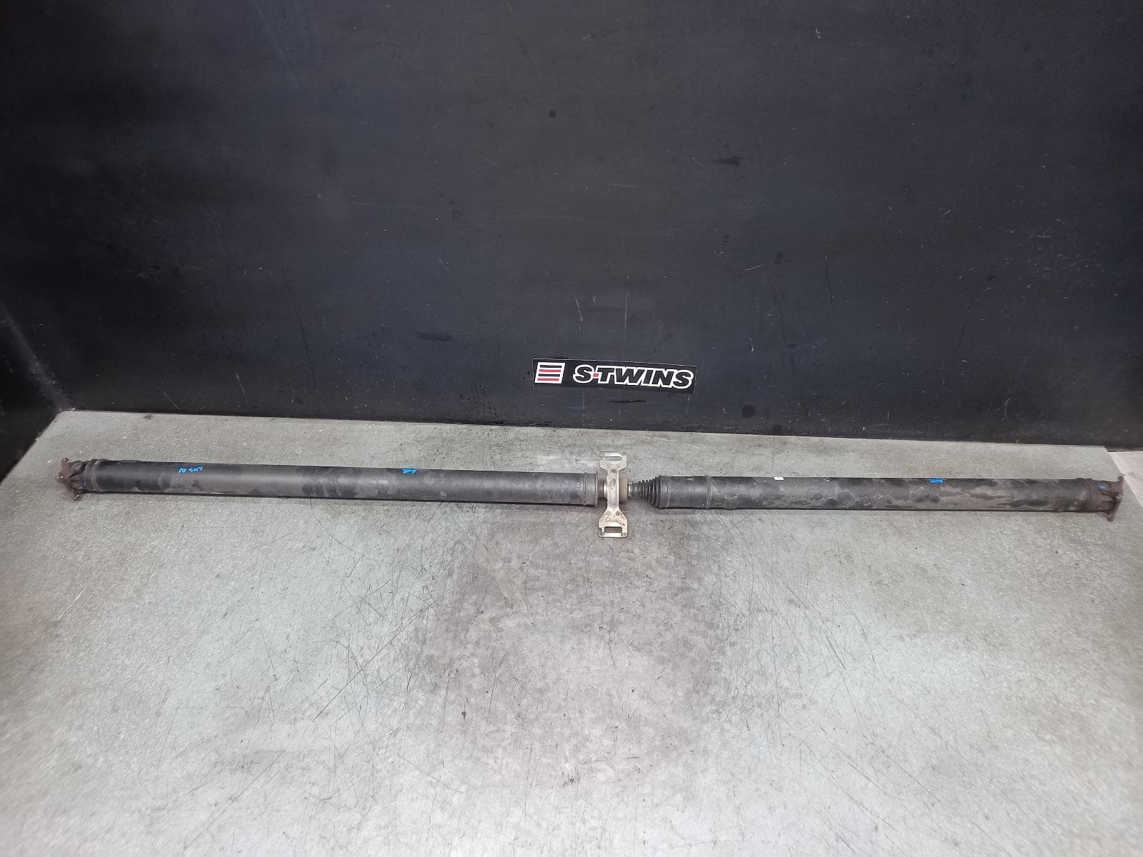 Used auto part listing image: 2018 TOYOTA C-HR REAR PROP SHAFT 1.2, PETROL, NGX50R, 12/16-09/23 0000383673