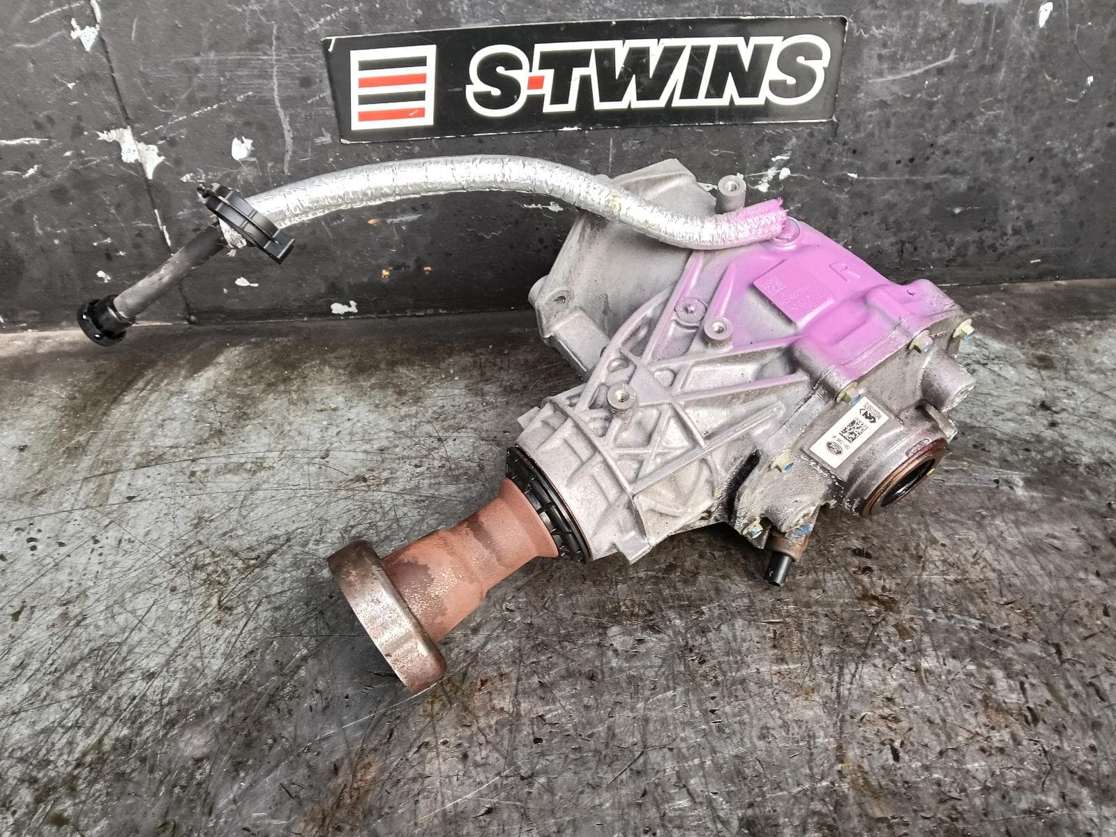 Used auto part listing image: 2017 FORD ESCAPE TRANSFER CASE ZG, 09/16-05/20 0000410907