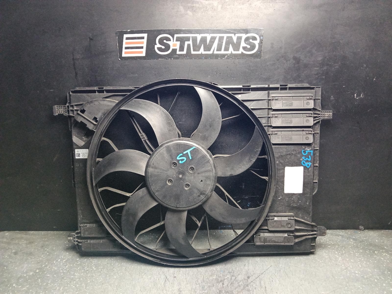 Used auto part listing image: 2020 MERCEDES A CLASS FAN W177/V177, RADIATOR FAN, PETROL, 1.3, TURBO, 282.914 CODE, 400W, A180/A200, 04/18-10/23 0000399301
