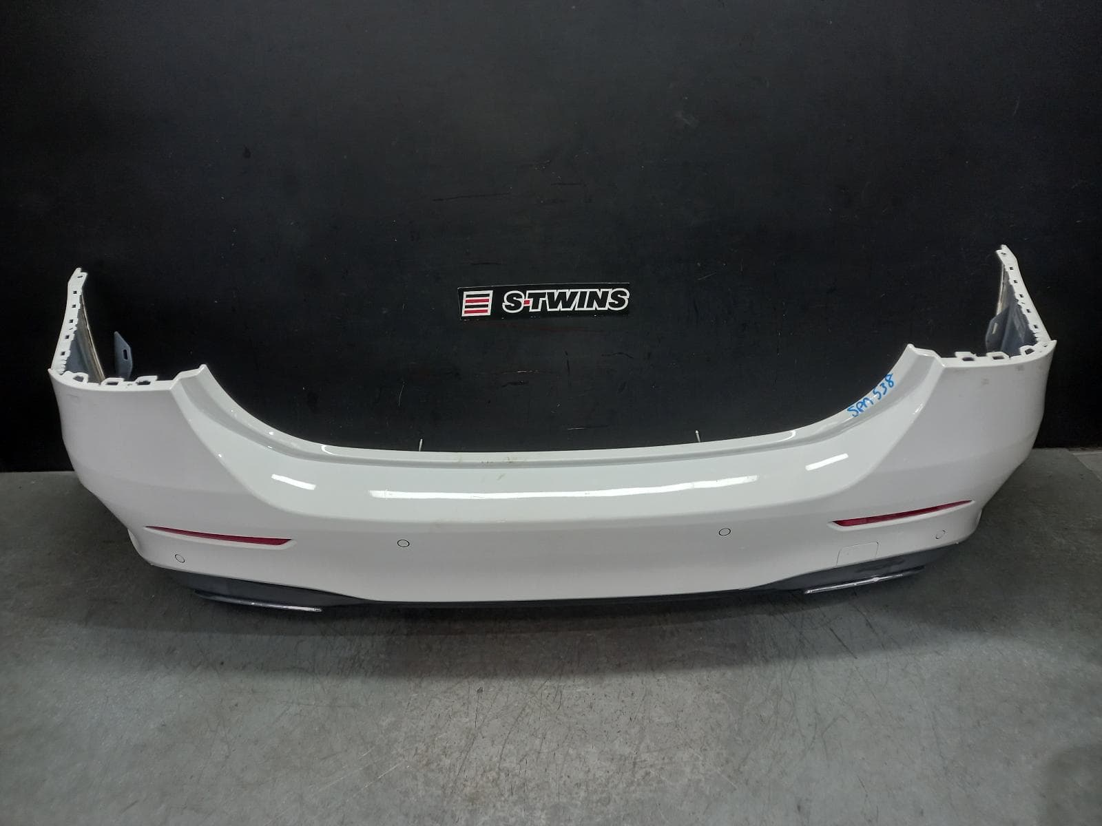 Used auto part listing image: 2020 MERCEDES A CLASS REAR BUMPER BUMPER BAR, V177, NON AMG/NON SPORT PACKAGE, W/ PARK SENSOR TYPE, 05/19-06/23 0000404587