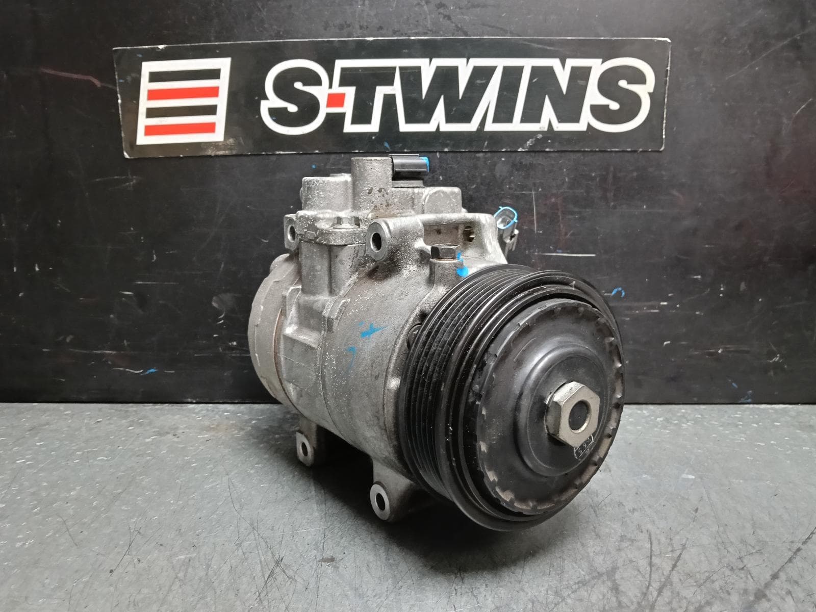 Used auto part listing image: 2015 SUBARU OUTBACK A C COMPRESSOR 6TH GEN, 3.6, EZ36, PETROL, 08/14-12/20 0000387247