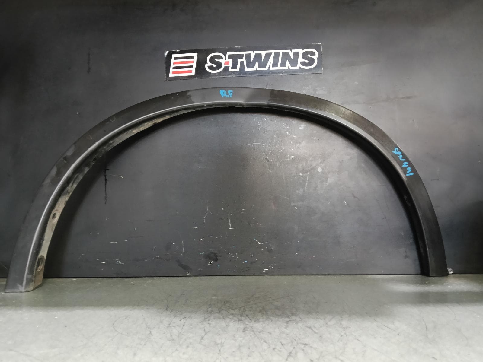 Used auto part listing image: 2018 NISSAN XTRAIL WHEEL ARCH FLARE RH FRONT, T32, 02/14-07/22 0000383463