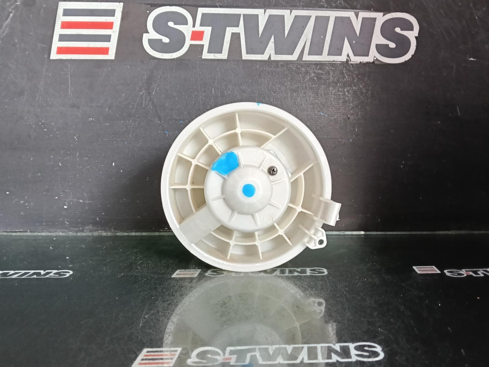Used auto part listing image: 2018 NISSAN XTRAIL HEATER FAN MOTOR T32, 02/14-07/22 0000379960