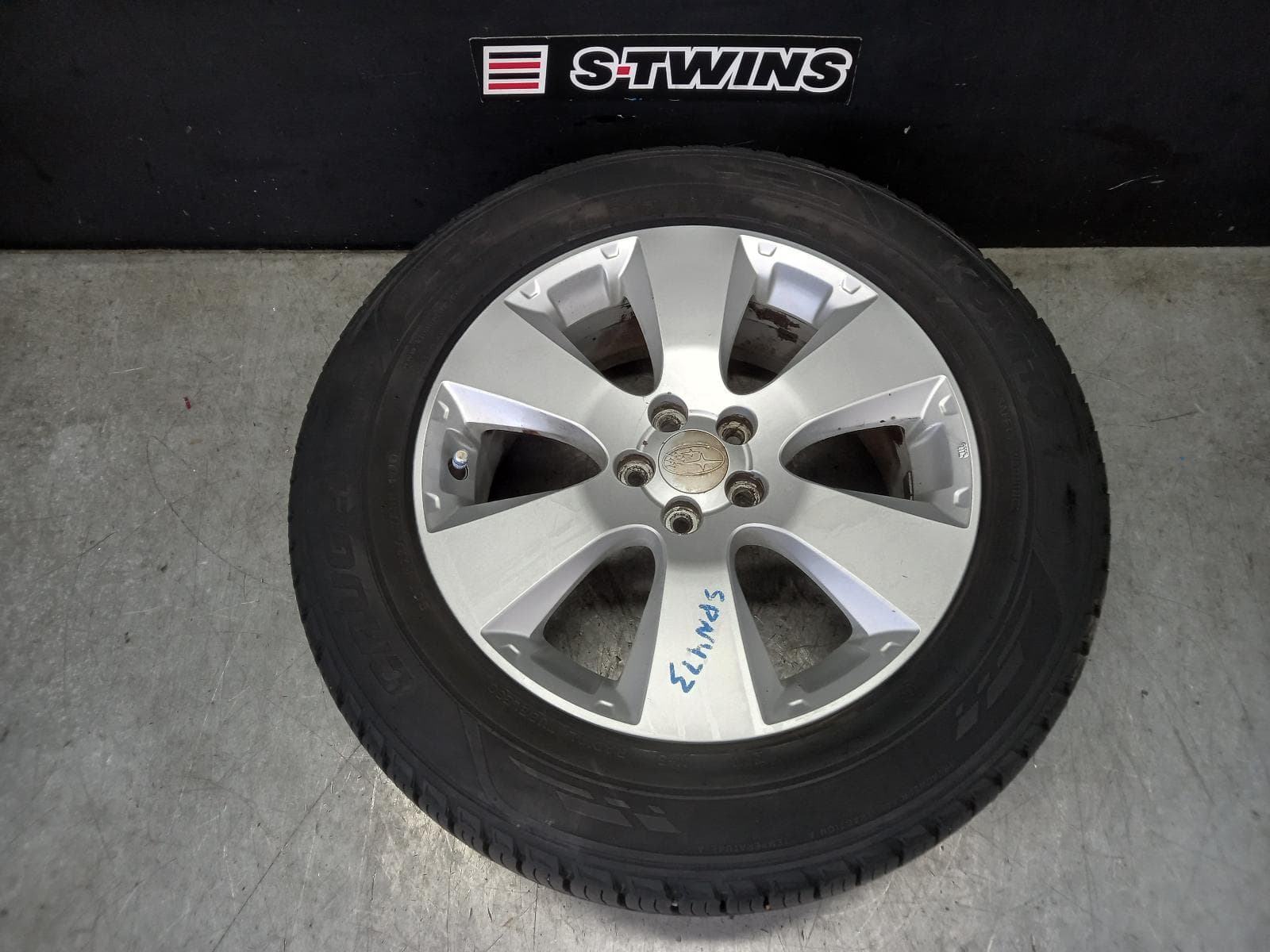 Used auto part listing image: 2012 SUBARU OUTBACK WHEEL MAG FACTORY, 17X7IN, 5TH GEN, 05/09-12/12 0000390551