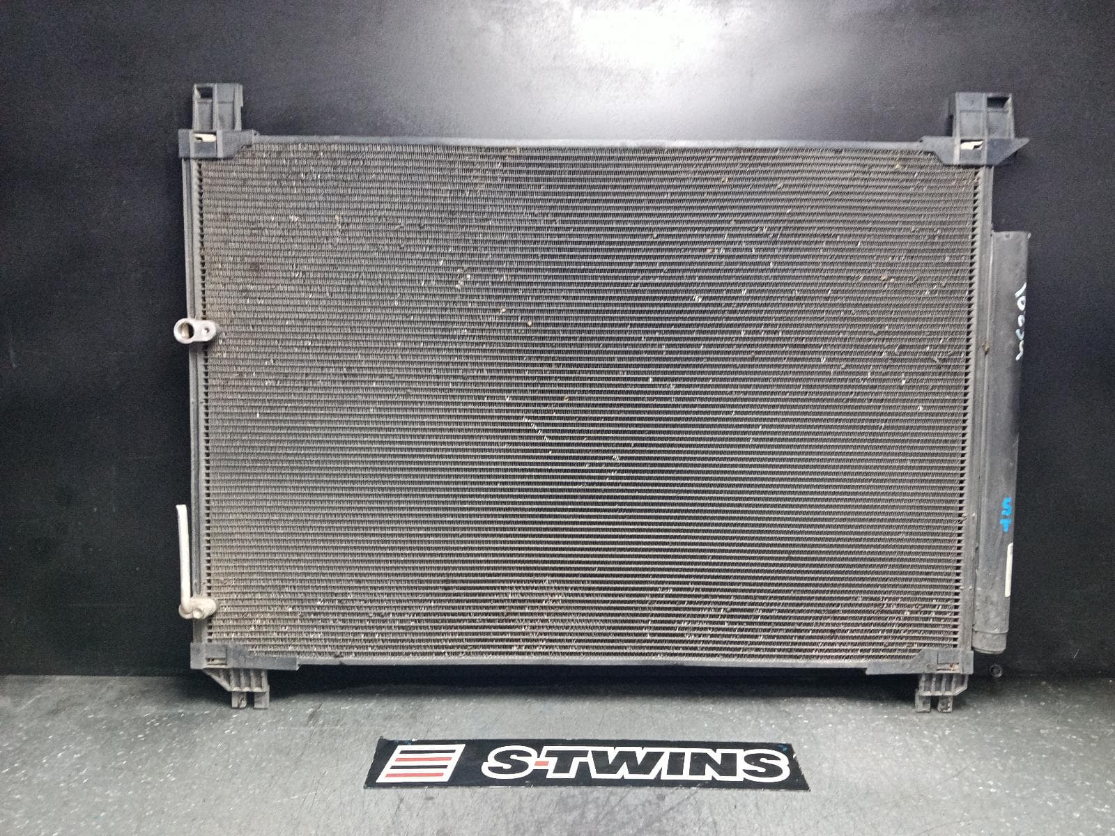 Used auto part listing image: 2015 TOYOTA KLUGER A C CONDENSER GSU50/GSU55, 12/13-02/21 0000404988