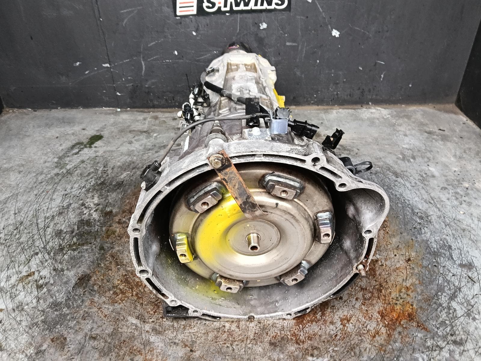 Used auto part listing image: 2018 HYUNDAI ILOAD/IMAX TRANS GEARBOX AUTO, DIESEL, 2.5, D4CB, TURBO, 5 SPEED, 3 PLUG TYPE, TQ, 10/07-10/19 0000381332