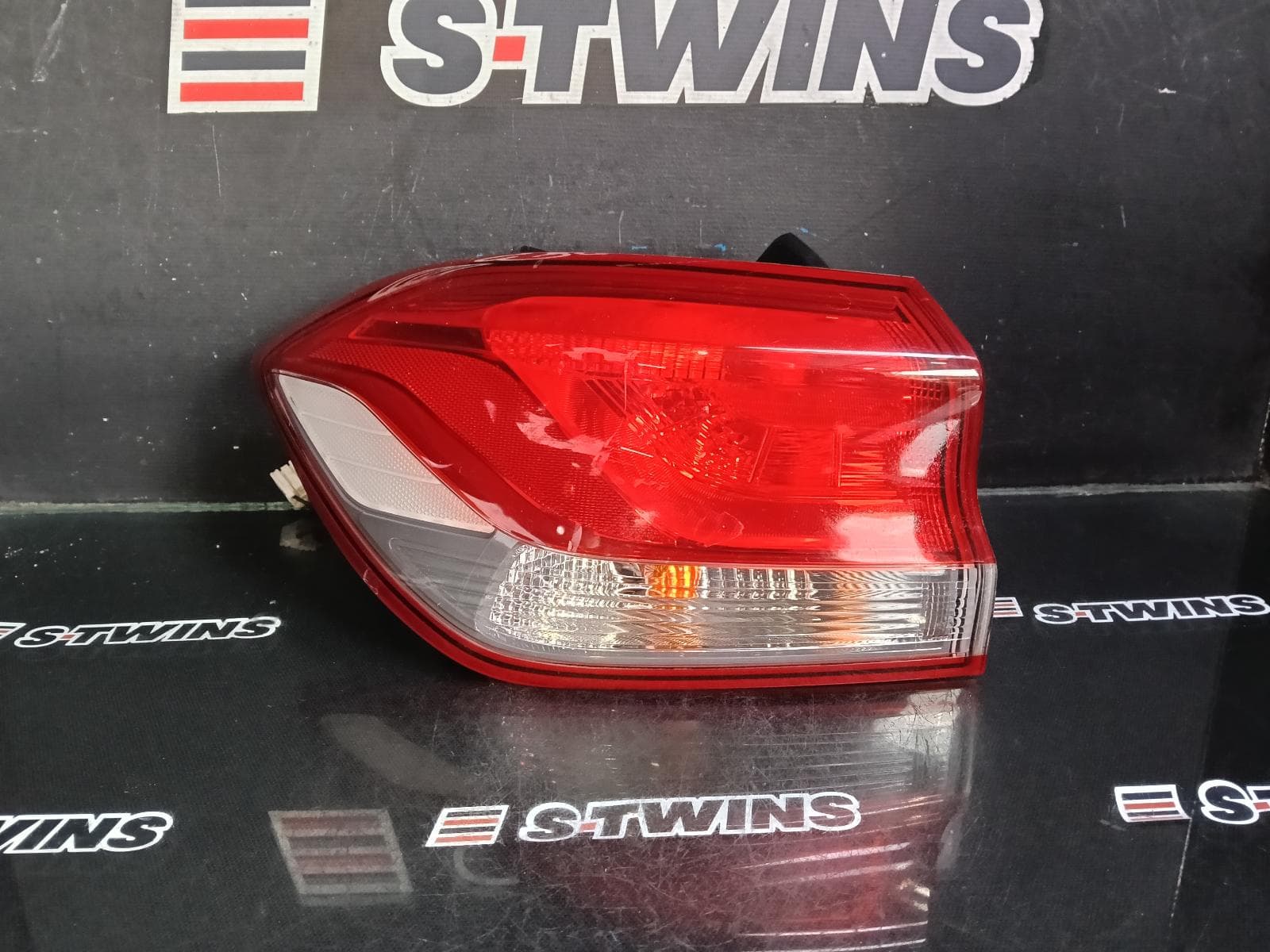 Used auto part listing image: 2018 HYUNDAI I30 LEFT TAILLIGHT IN BODY, PD, HALOGEN TYPE, HATCH (S.KOREA VIN KMHH), GO/ACTIVE/ELITE/SR, 03/17-12/23 0000380406