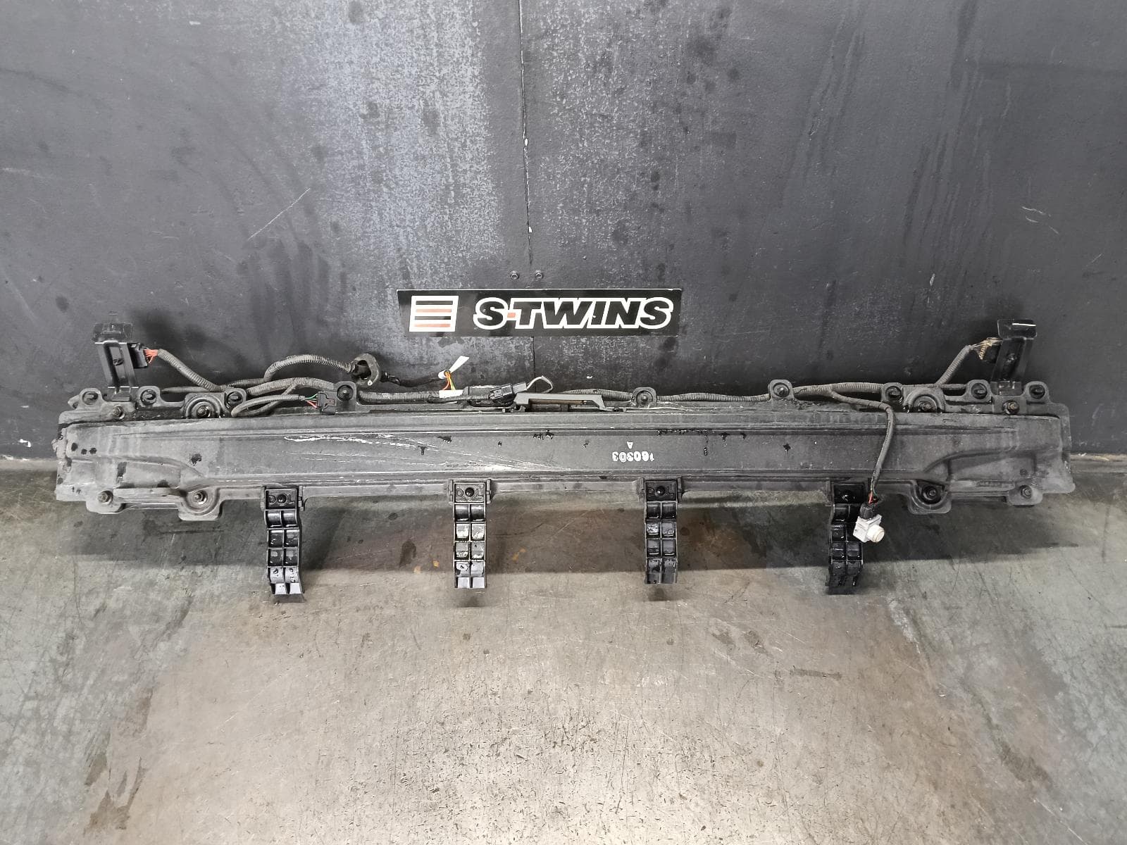 Used auto part listing image: 2016 HYUNDAI SONATA R BAR BRACKET REINFO MAIN REINFORCEMENT, LF, 10/14-07/17 0000380566