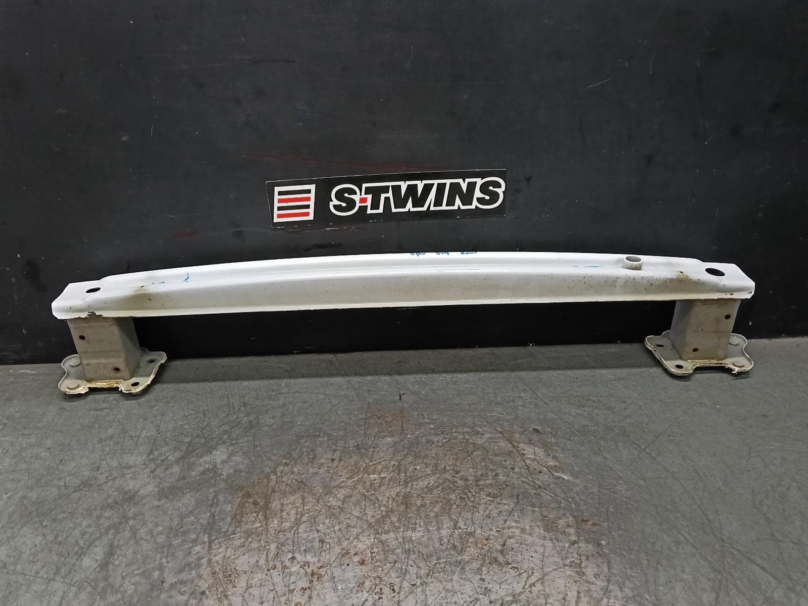 Used auto part listing image: 2020 MG ZS R BAR BRACKET REINFO MAIN REINFORCEMENT, AZS1, 09/17-06/2021 0000404433