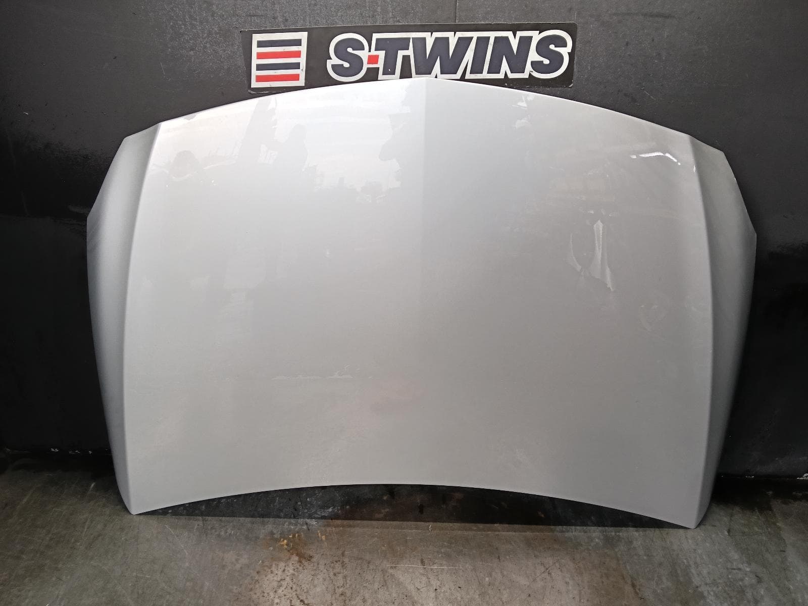 Used auto part listing image: 2013 MERCEDES A CLASS BONNET W176, 09/12-03/18 0000386924
