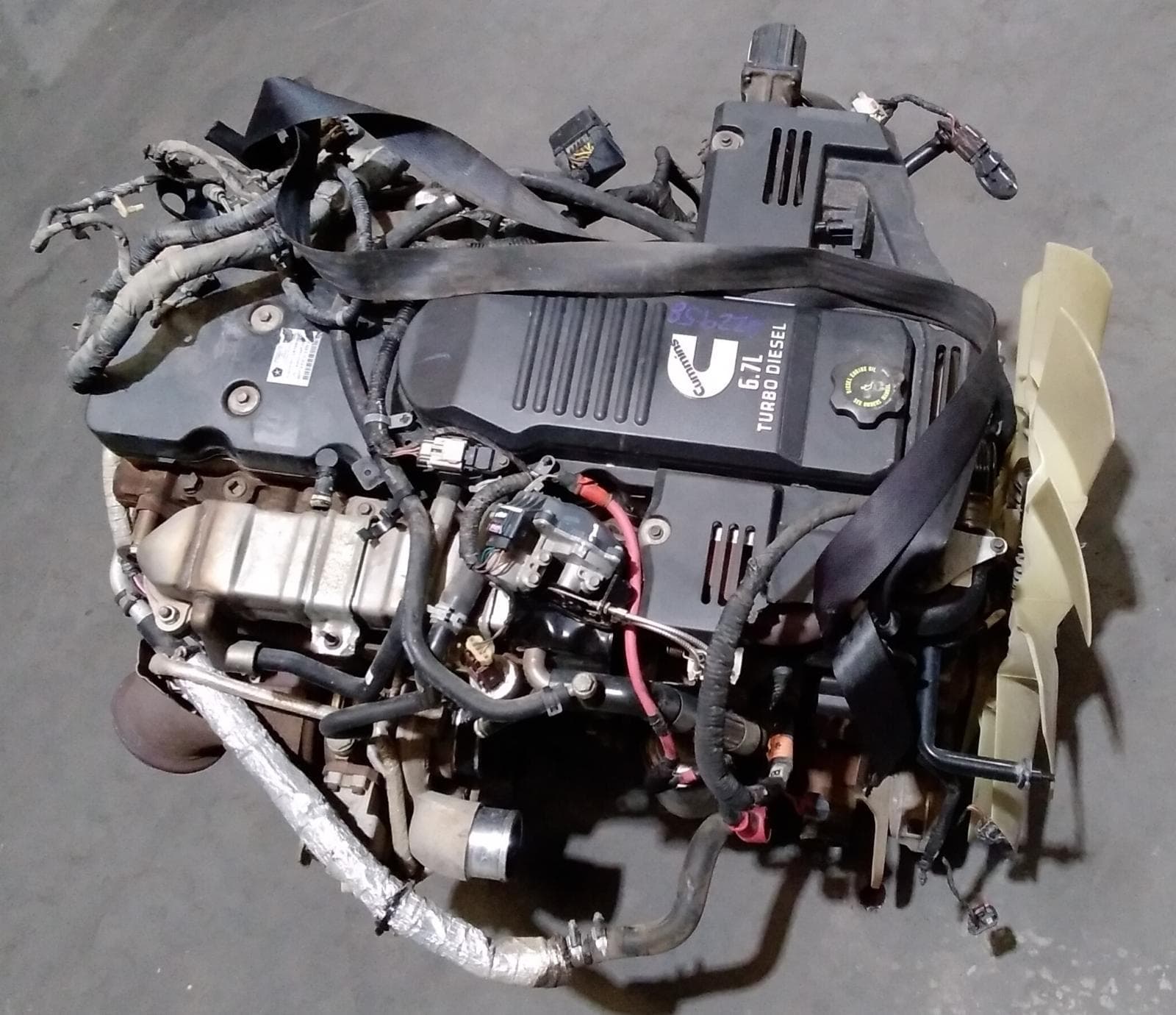 Used auto part listing image: 2017 RAM 2500/3500 ENGINE 2016-2020 0000381630