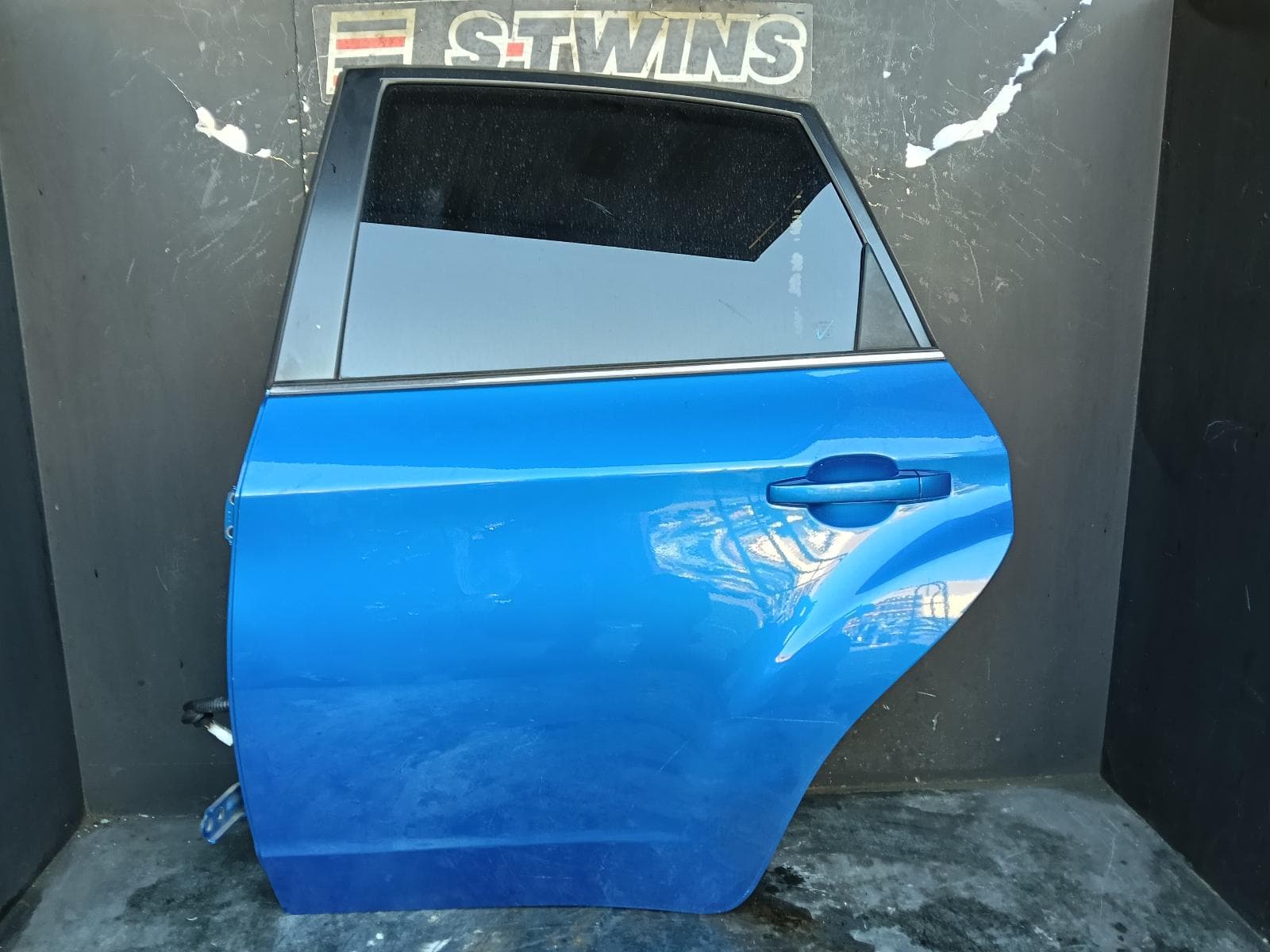 Used auto part listing image: 2013 SUBARU IMPREZA LEFT REAR DOOR SLIDING G3, SEDAN/HATCH, WRX TYPE, 04/10-12/13 0000385891