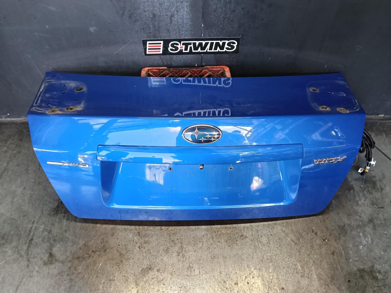 Used auto part listing image: 2013 SUBARU IMPREZA BOOTLID TAILGATE BOOTLID, G3, WRX STi, SPOILERED TYPE, 02/08-12/13 0000385848