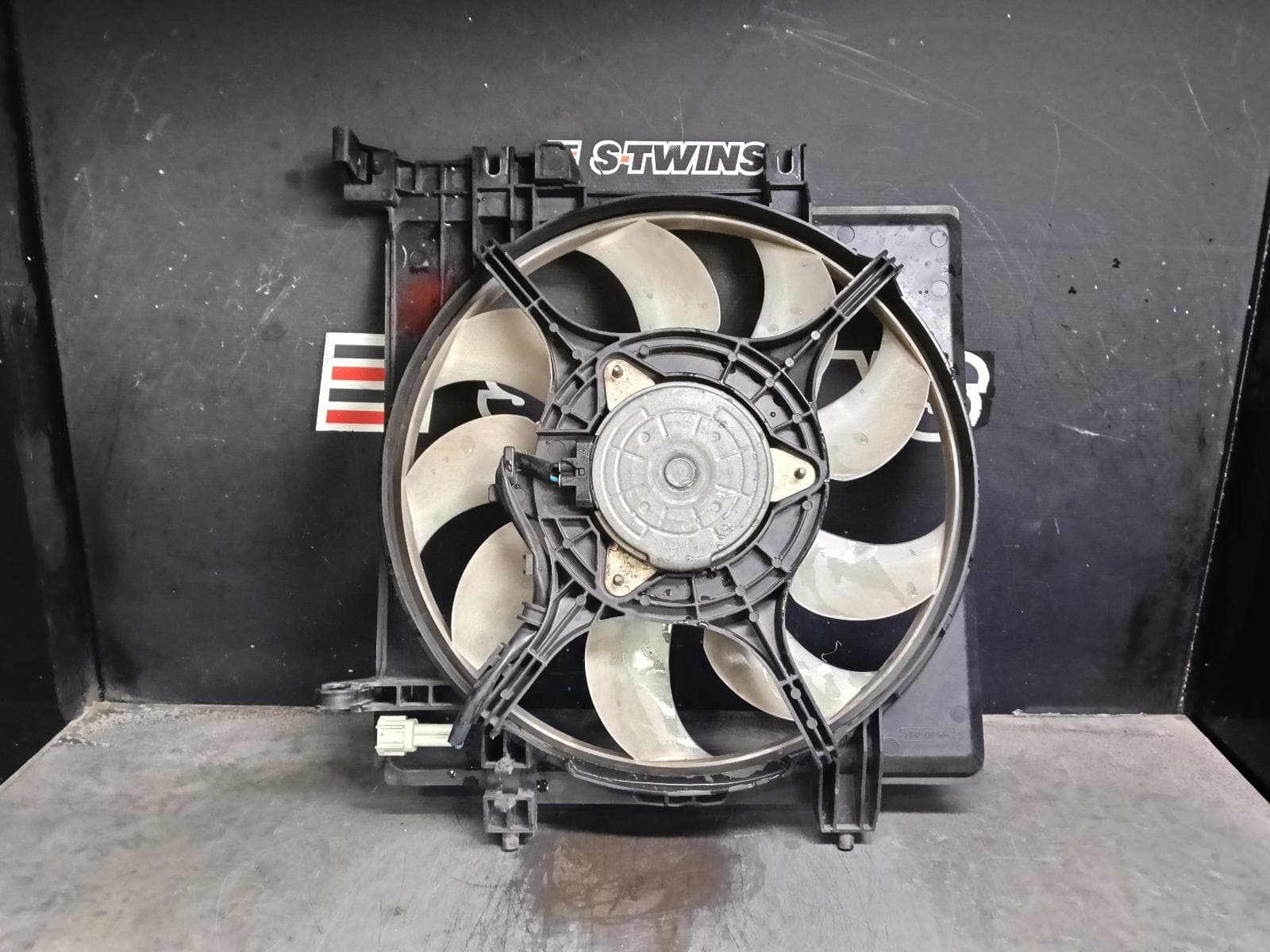 Used auto part listing image: 2013 SUBARU IMPREZA FAN RADIATOR FAN, 2.5, G3, 04/07-12/13 0000386279
