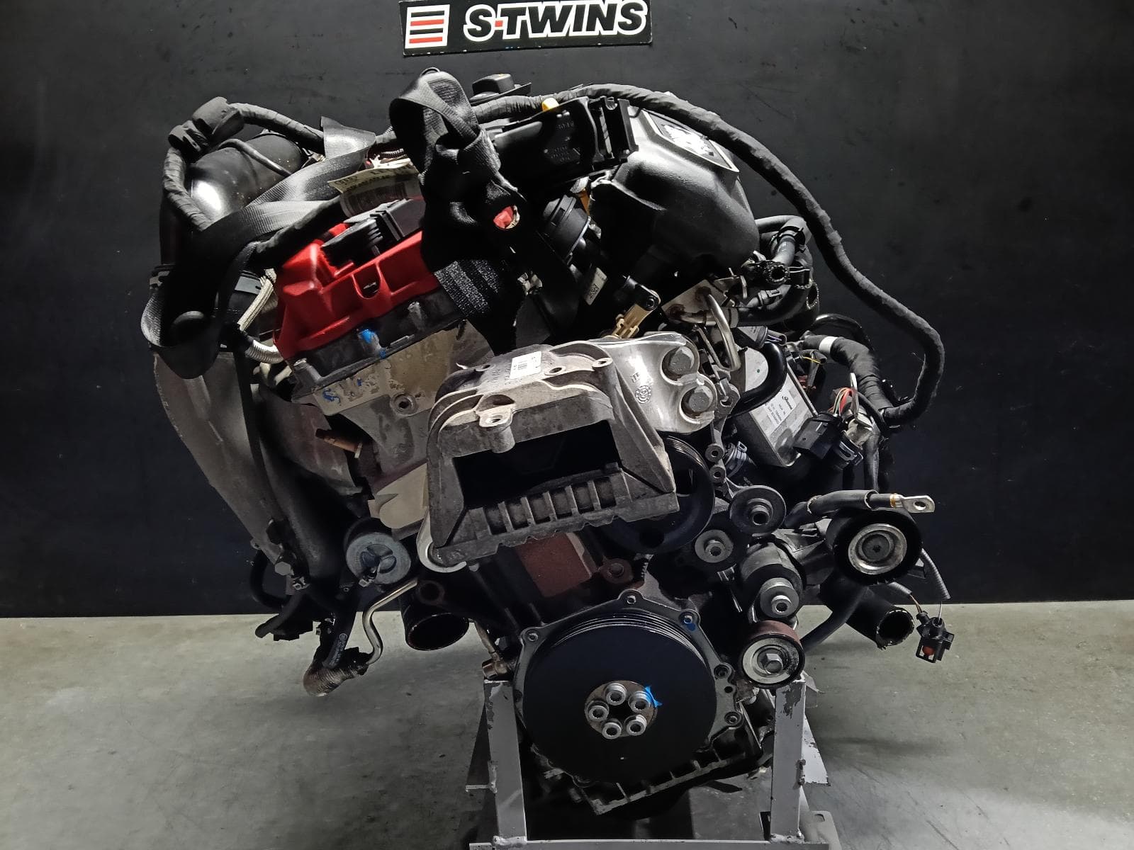 Used auto part listing image: 2017 AUDI Q3 ENGINE PETROL, 2.5, TURBO, 8U, CZGB CODE, 11/13-12/18 0000397123