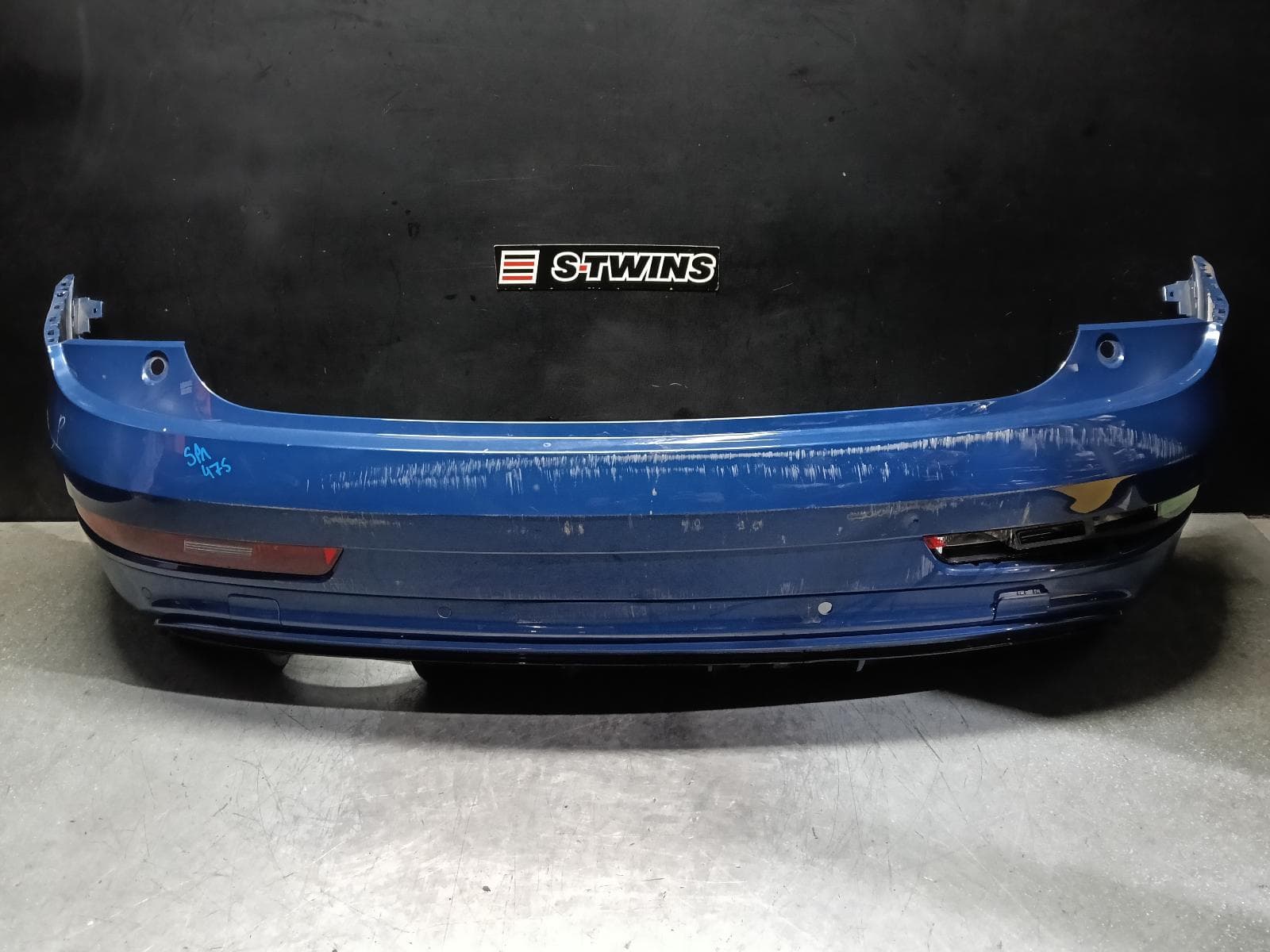 Used auto part listing image: 2017 AUDI Q3 REAR BUMPER 8U, RSQ3, W/ PARK ASSIST TYPE, 11/14-12/18 0000397309