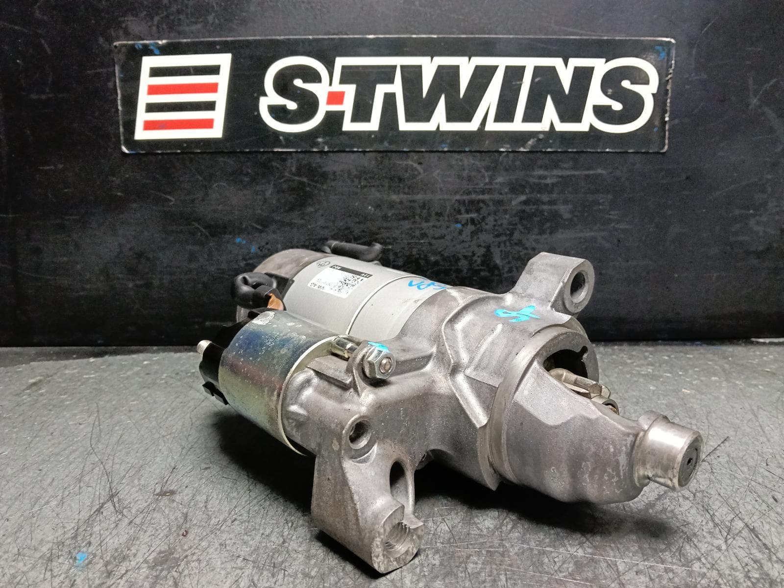 Used auto part listing image: 2018 AUDI Q7 STARTER 4M, DIESEL, 3.0/4.0, TURBO, 1.9kW, DENSO BRAND, 07/15-03/20 0000405266