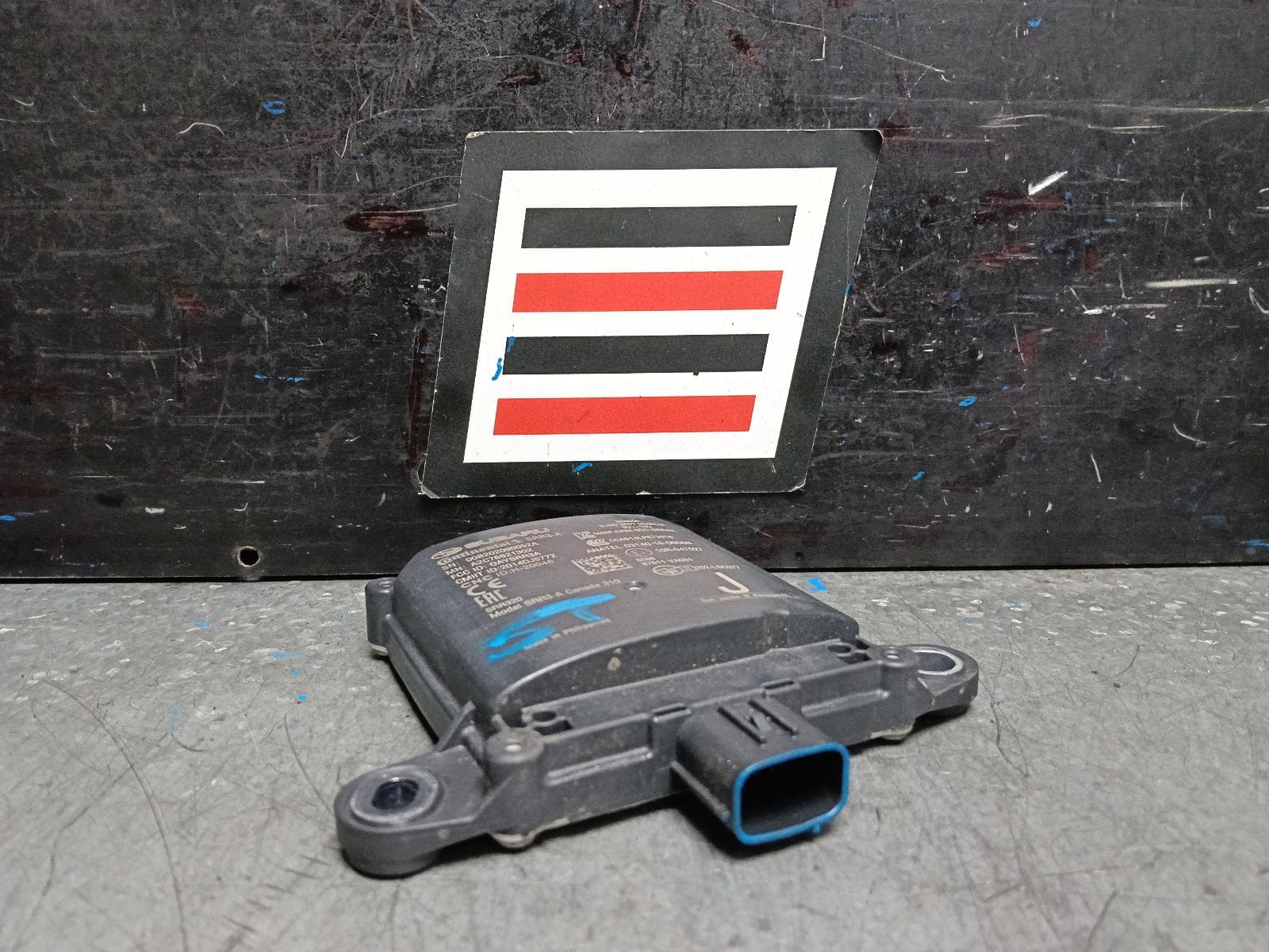 Used auto part listing image: 2020 SUBARU WRX REVERSE CAMERA V1, BLIND SPOT MONITOR SENSOR (RH REAR BEHIND BUMPER), 03/14-10/21 0000398343