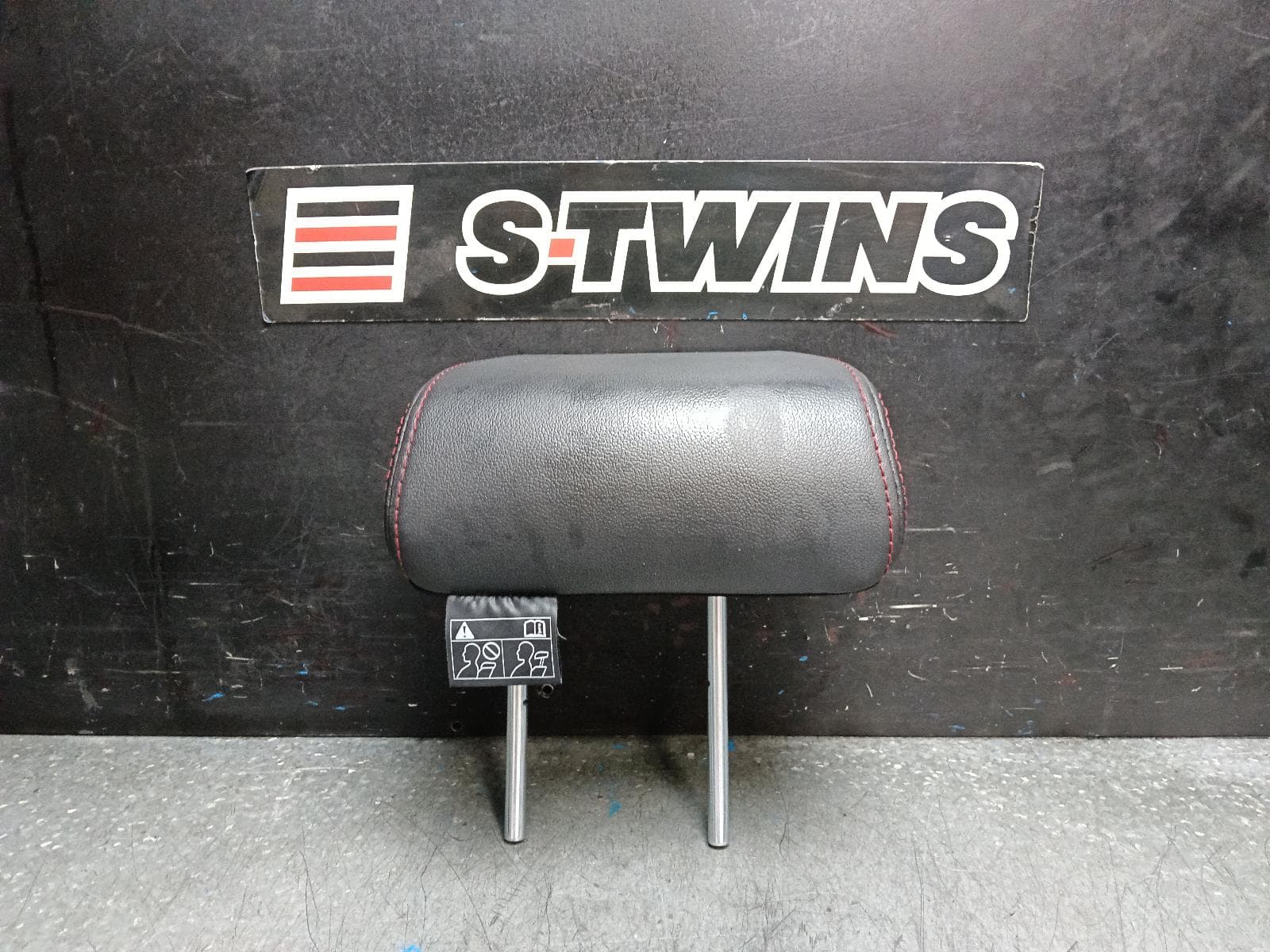 Used auto part listing image: 2020 SUBARU WRX HEADREST V1, 03/14-10/21 0000398350