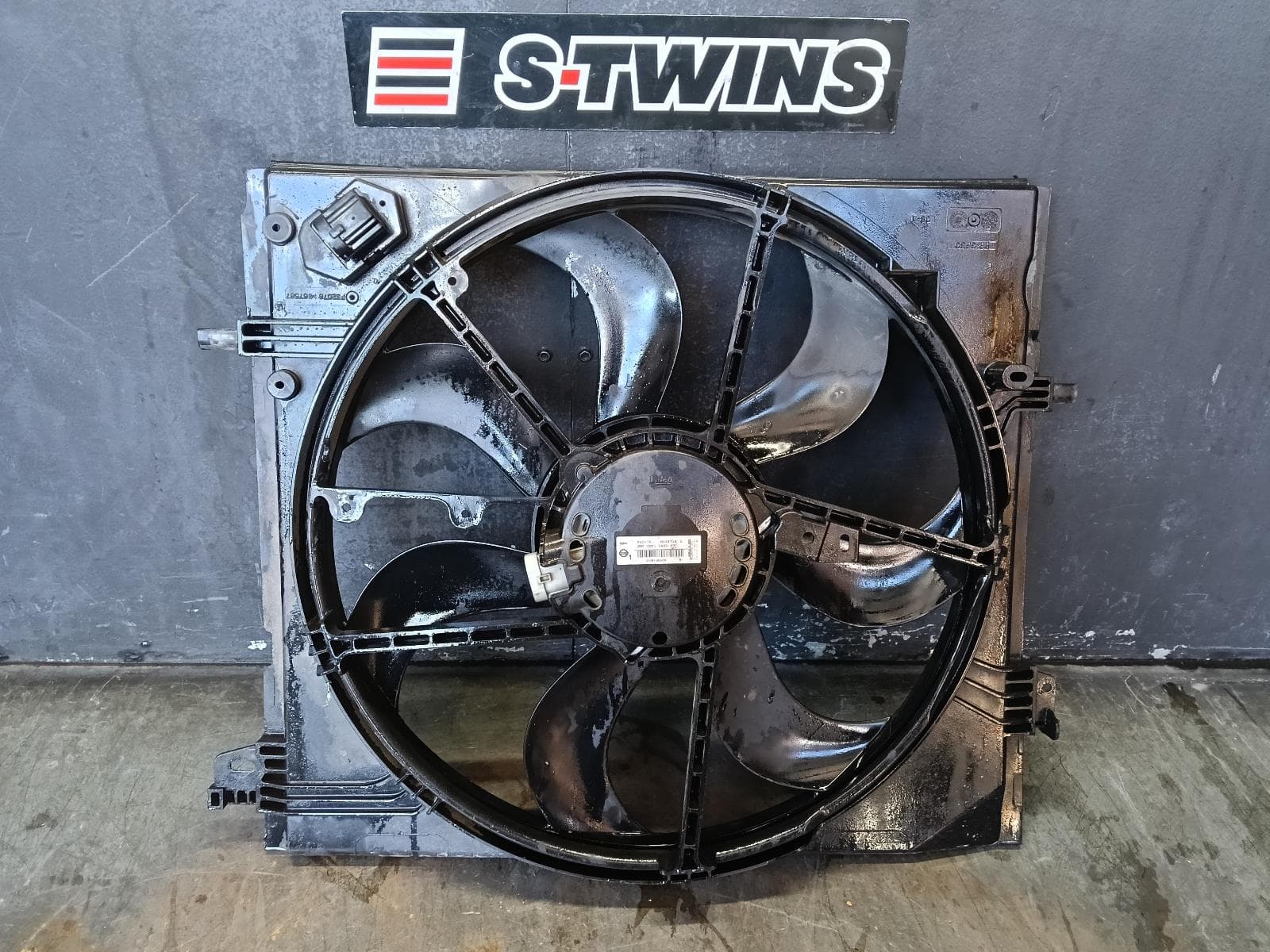 Used auto part listing image: 2017 NISSAN QASHQAI FAN SINGLE FAN ASSY, PETROL, 2.0, J11, 12/13-07/21 0000383544