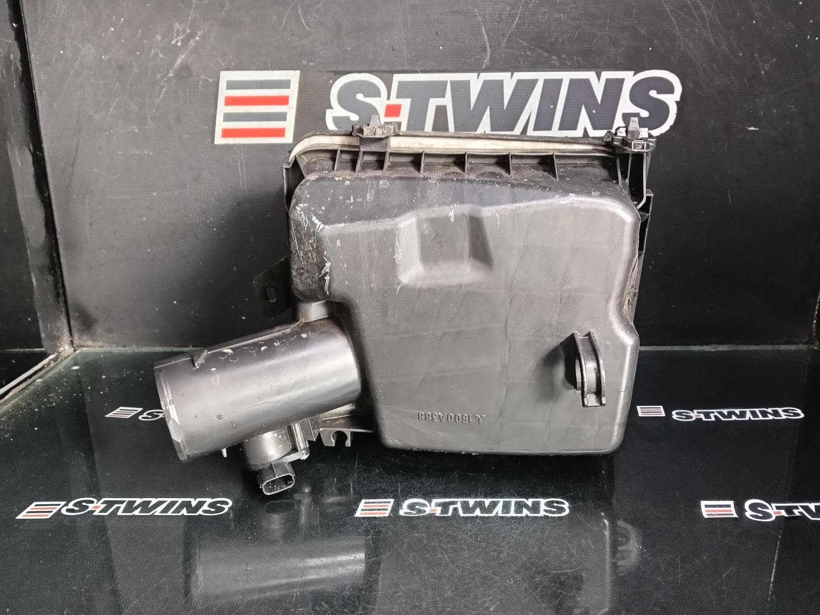 Used auto part listing image: 2016 MITSUBISHI OUTLANDER AIR CLEANER BOX AIR CLEANER, ZK-ZL, PETROL, 01/15-07/21 0000383330