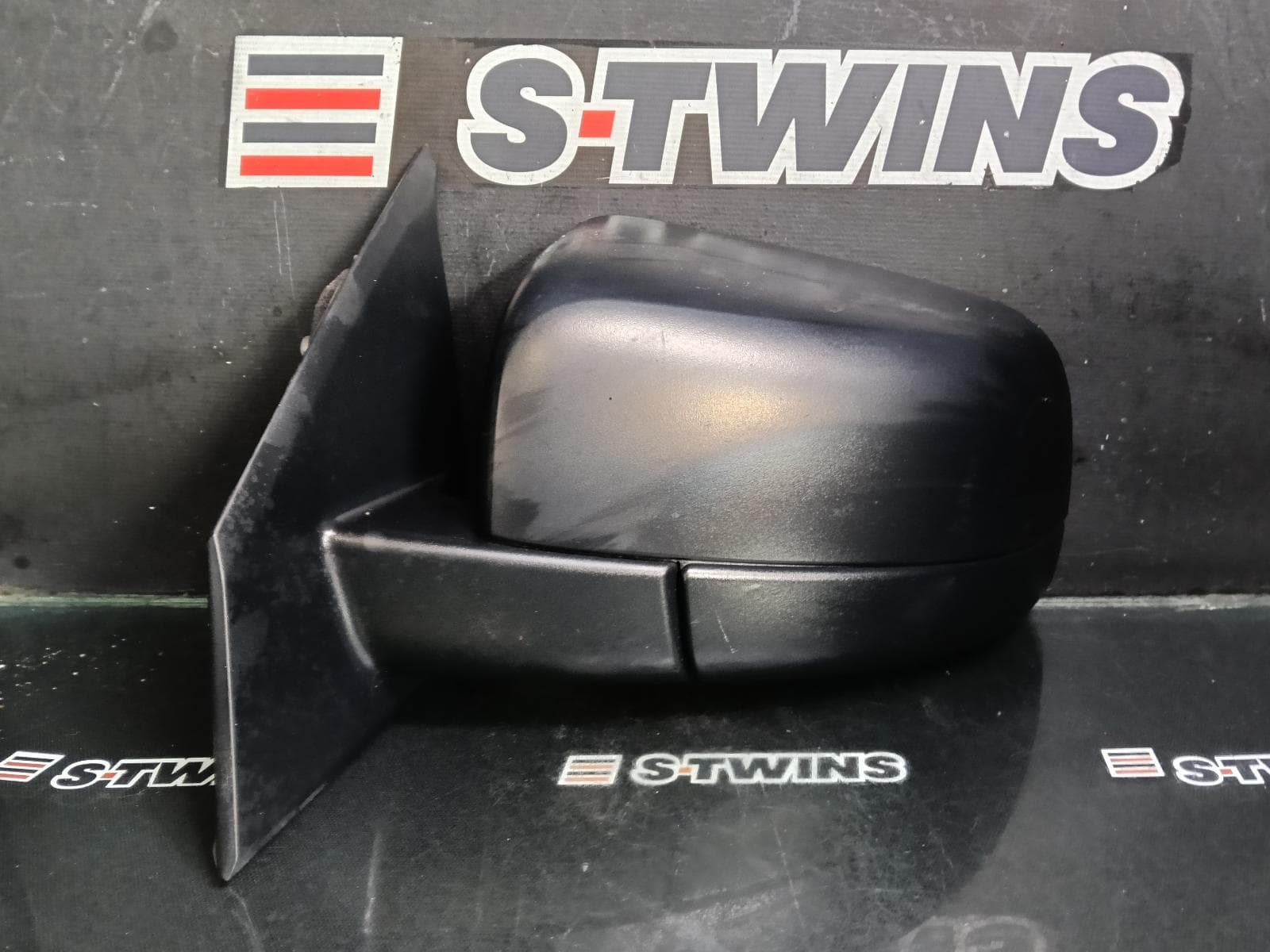 Used auto part listing image: 2017 MAZDA BT50 LEFT DOOR MIRROR UP-UR, POWER, BLACK, 10/11-06/20 0000383252
