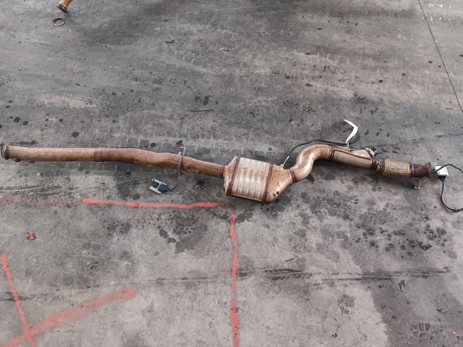 Used auto part listing image: 2015 MERCEDES GLC CLASS CATALYTIC CONVERTER X253/C253, 09/15-03/23 0000411751
