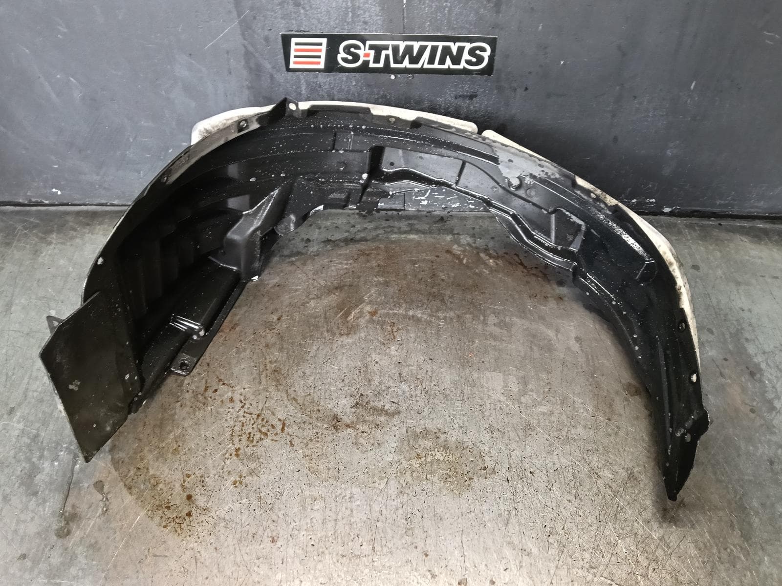 Used auto part listing image: 2019 MITSUBISHI ASX LEFT GUARD LINER FRONT, XB-XC, PETROL, 07/13-05/19 0000384957
