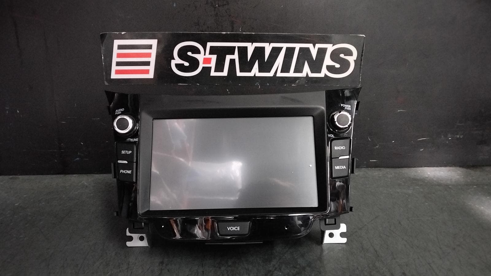 Used auto part listing image: 2016 HYUNDAI I30 7in TOUCHSCREEN, NON SAT NAV, (GD-03), GD, 03/12-02/17 0000392413