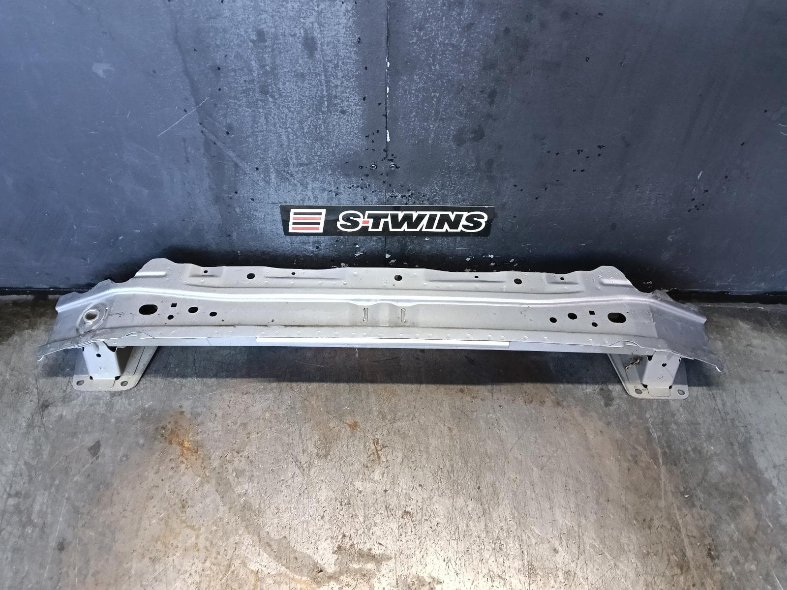 Used auto part listing image: 2014 SUBARU IMPREZA F BAR REINFORC BRACK MAIN REINFORCEMENT, G4, 12/11-08/17 0000383558