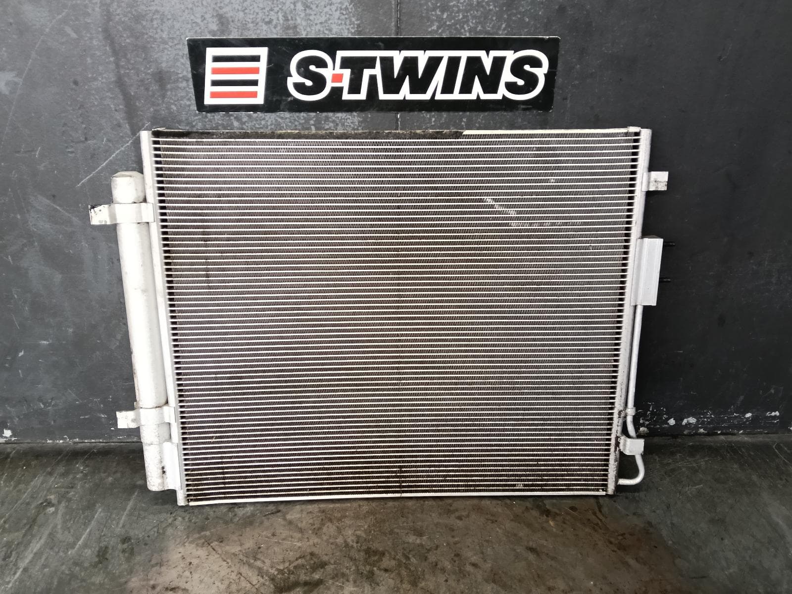 Used auto part listing image: 2015 KIA SORENTO A C CONDENSER UM, 2.2, DIESEL, 03/15-01/20 0000384693