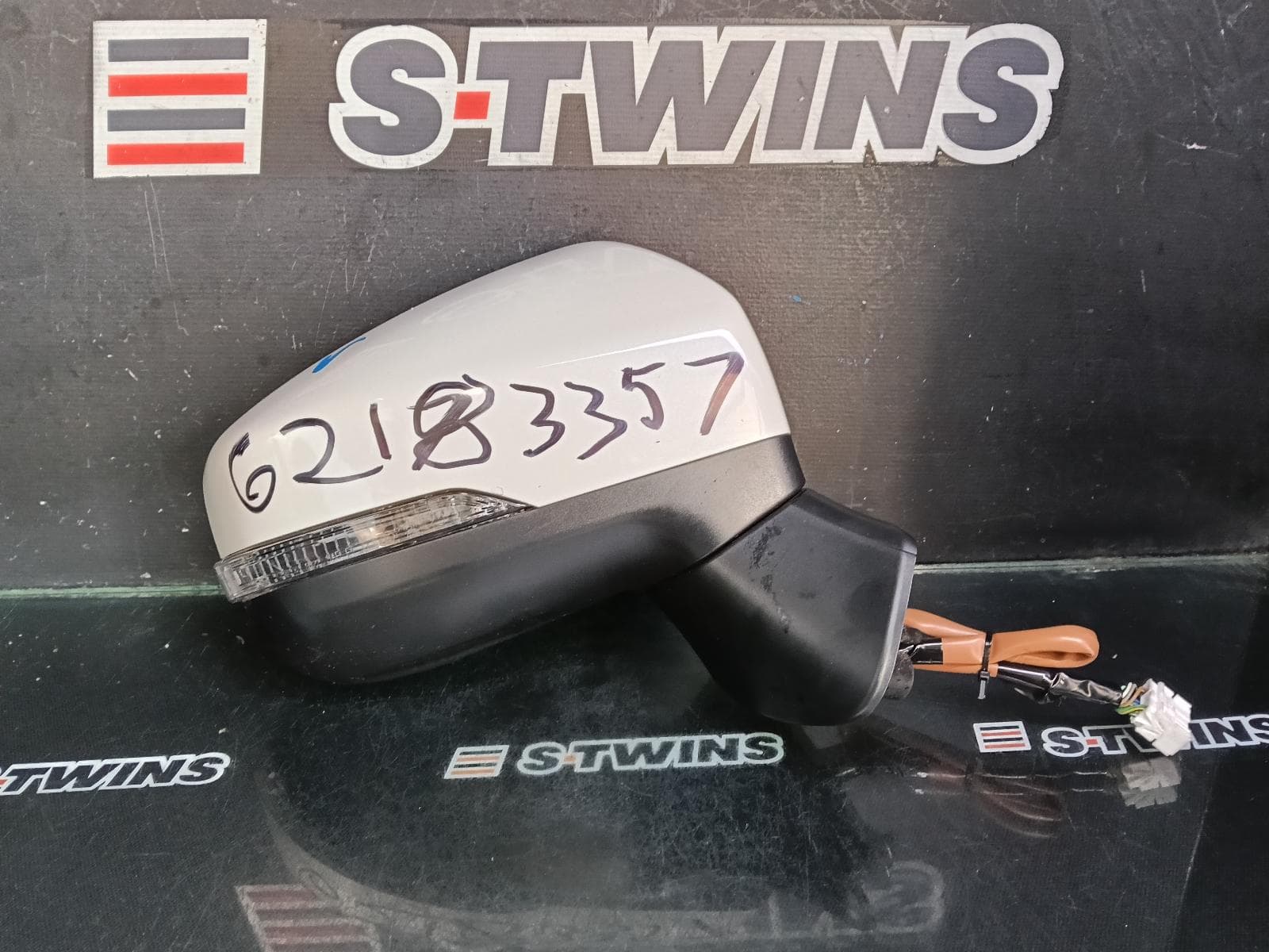 Used auto part listing image: 2020 SUBARU IMPREZA RIGHT DOOR MIRROR G5, POWER FOLDING, NON MEMORY, NON AUTO DIP, NON BLIND SPOT, NON HEATED, 03/20-09/23 0000384129