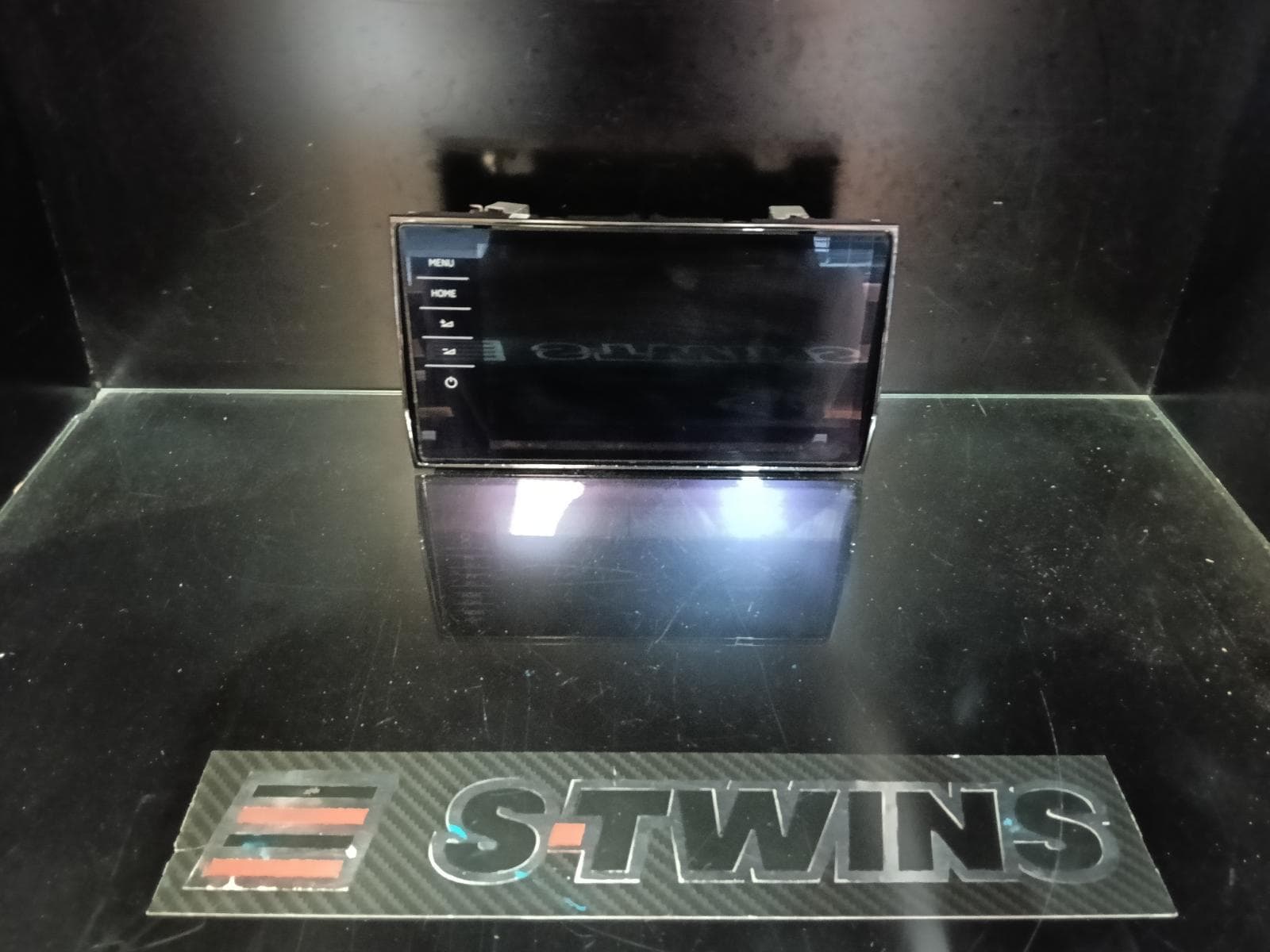 Used auto part listing image: 2021 SKODA KAROQ DISPLAY UNIT, 8IN TOUCHSCREEN, W/ SAT NAV TYPE, NU, 12/20- 0000384752