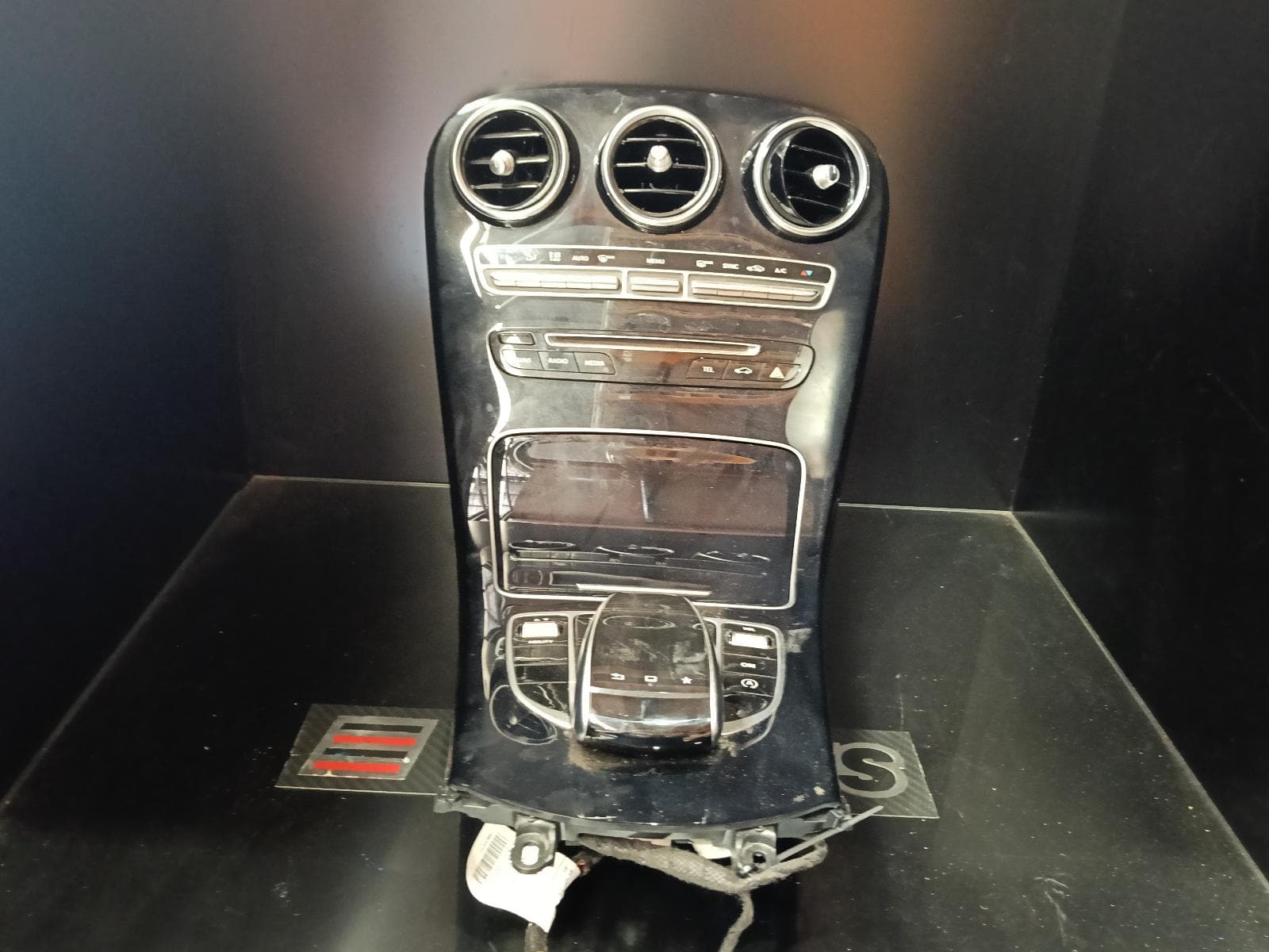 Used auto part listing image: 2015 MERCEDES C CLASS MULTIFUNCTION SWITCH W/ TOUCHPAD, POWER ON, START/STOP (ECO), PARK ASSIST CONTROL TYPE, W205, 06/14-12/15 0000384171