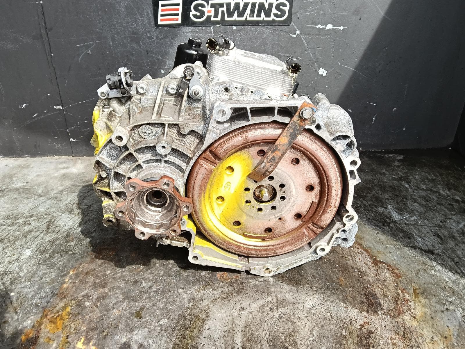Used auto part listing image: 2016 VOLKSWAGEN PASSAT TRANS GEARBOX AUTO, AWD, PETROL, 2.0, TURBO, 6 SPEED, SYP CODE, NO TRANSFER CASE, B8/MK7, 05/16-05/23 0000384876