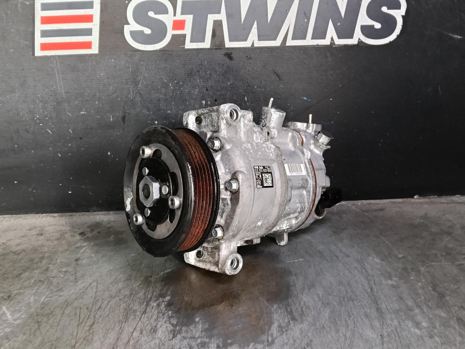 Used auto part listing image: 2016 VOLKSWAGEN PASSAT A C COMPRESSOR 3C/MK6 B6-B7/3CC, DIESEL, SANDEN BRAND, 03/06-12/16 0000384844
