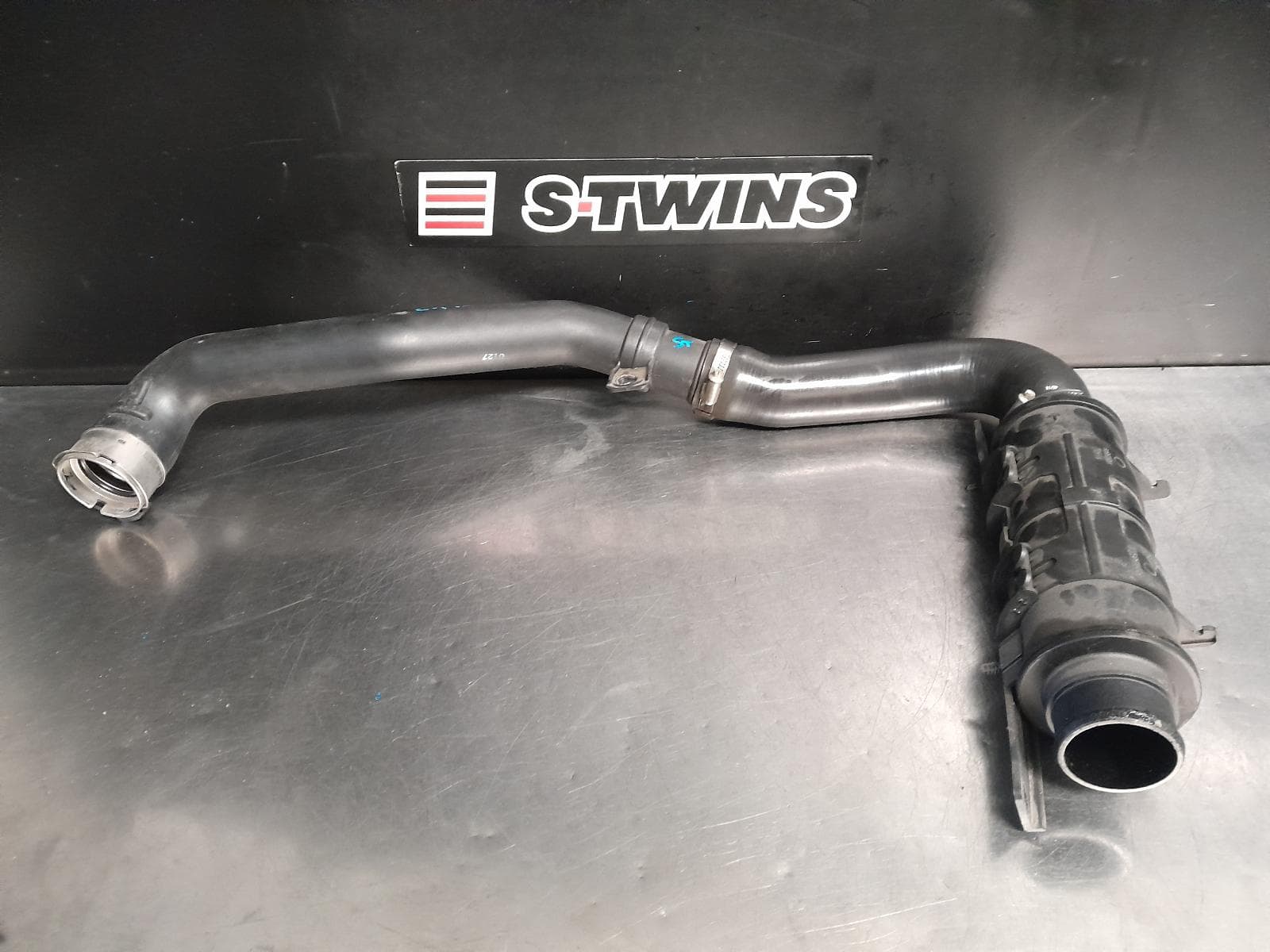 Used auto part listing image: 2017 JEEP GRANDCHEROKEE INTERCOOLER DIESEL, 3.0, WK, 10/10-02/22 0000287268