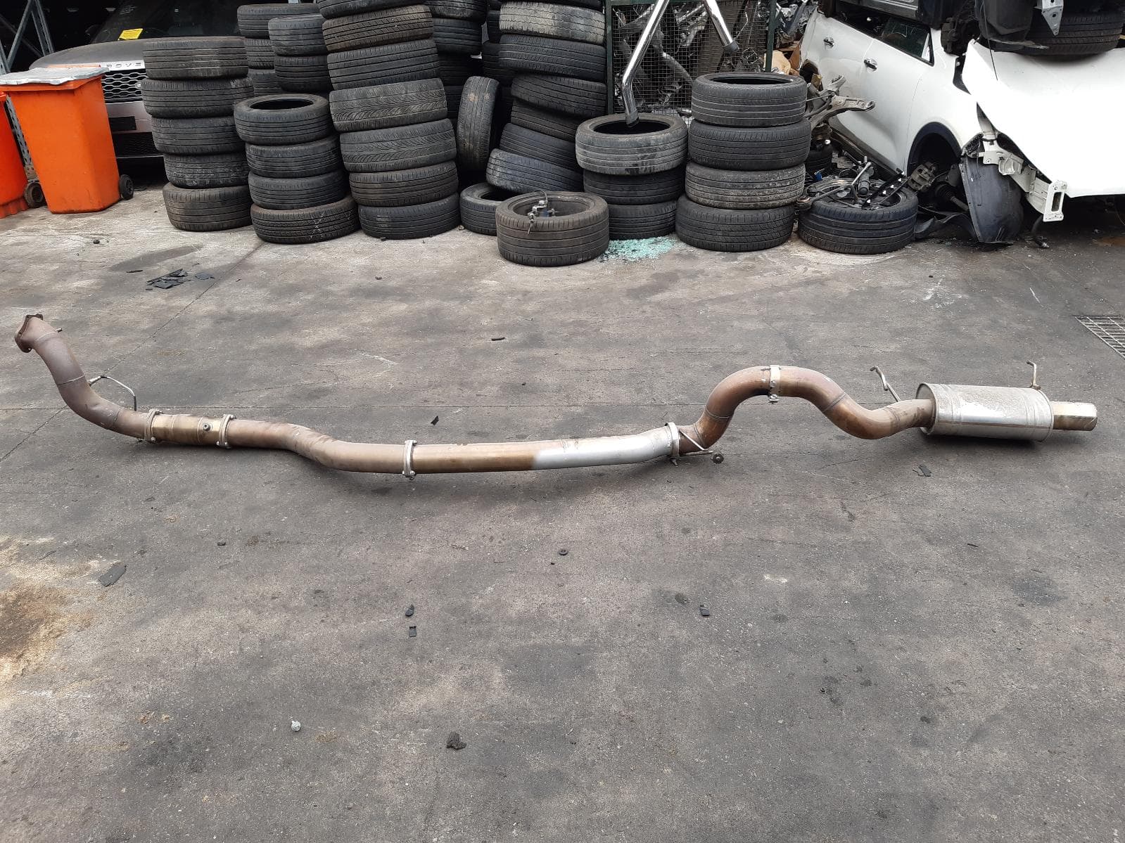 Used auto part listing image: 2010 FORD FALCON EXHAUST SYSTEM FG MKI-MKII, 05/08-09/14 0000307424