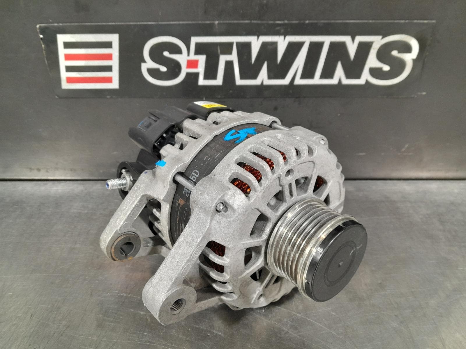 Used auto part listing image: 2022 HYUNDAI STARIA ALTERNATOR US4, DIESEL, 2.2, TURBO, D4HB, 04/21- 0000291201