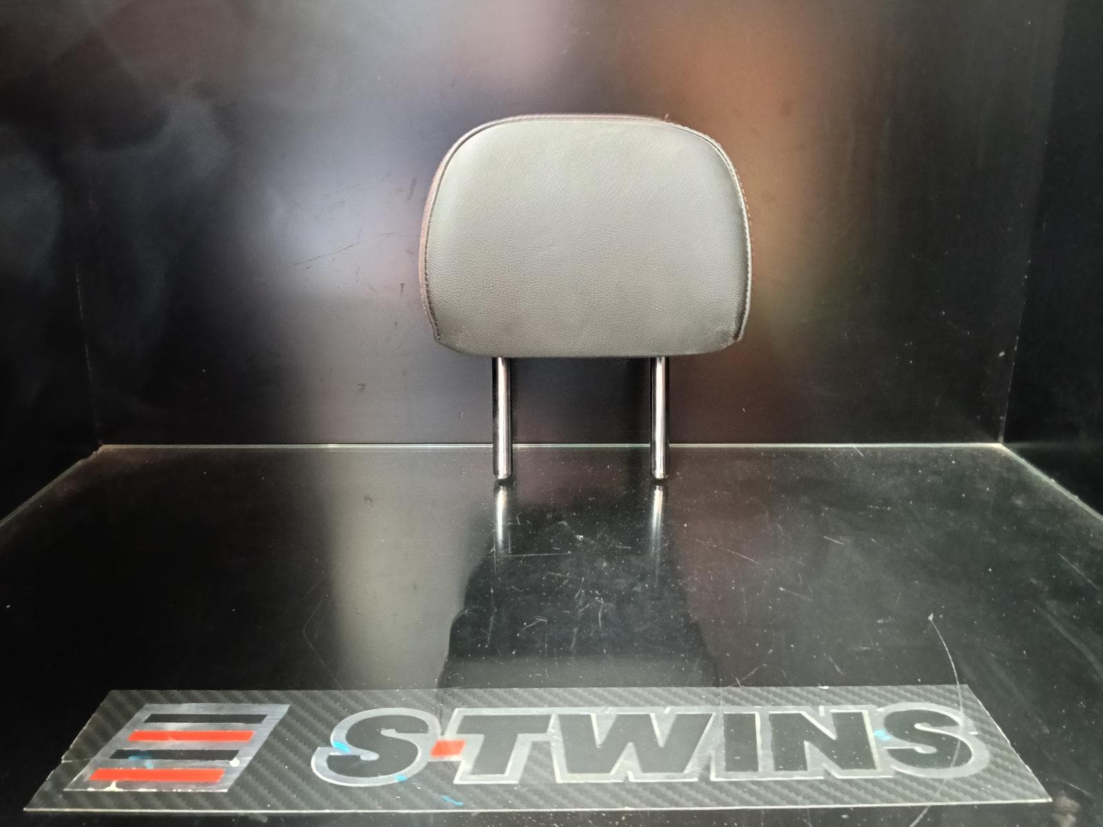 Used auto part listing image: 2021 HYUNDAI I30 HEADREST CN7, SEDAN, 10/20- 0000384378