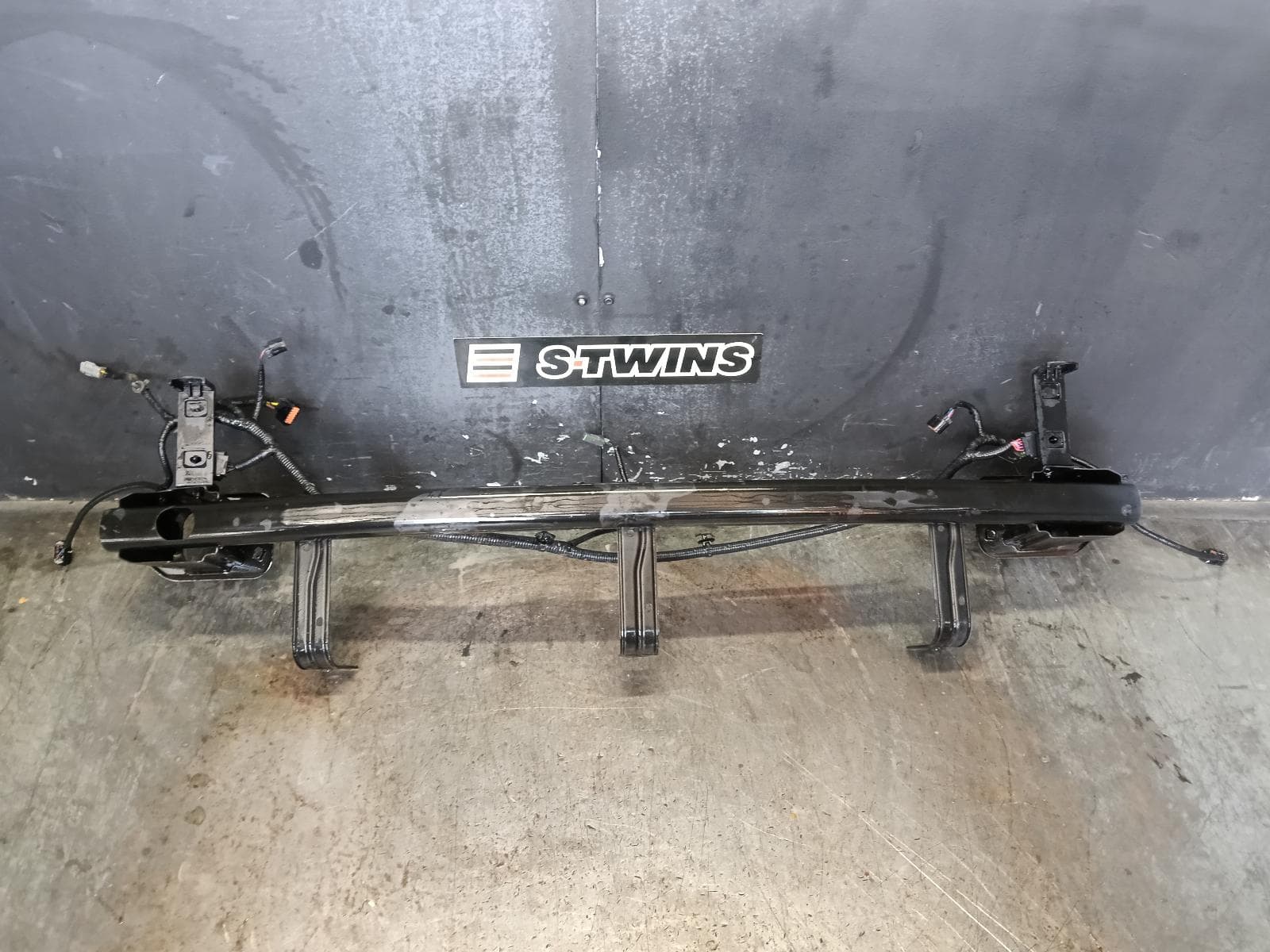 Used auto part listing image: 2018 HYUNDAI I30 R BAR BRACKET REINFO MAIN REINFORCEMENT, PD, HATCH (S. KOREA VIN KMHH), ACTIVE/GO, 03/17-08/20 0000389318