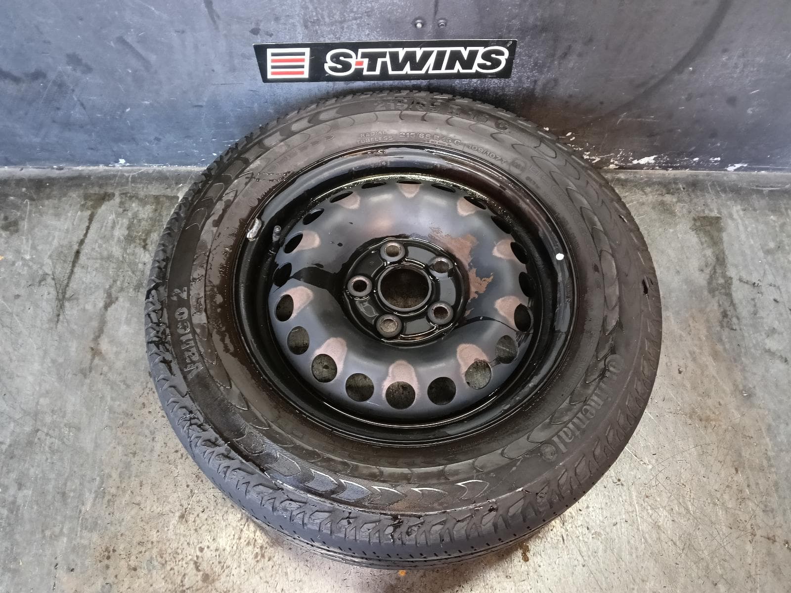 Used auto part listing image: 2017 VOLKSWAGEN TRANSPORTER WHEEL STANDARD STEEL FACTORY, 16IN, T6, 07/15-08/24 0000389292