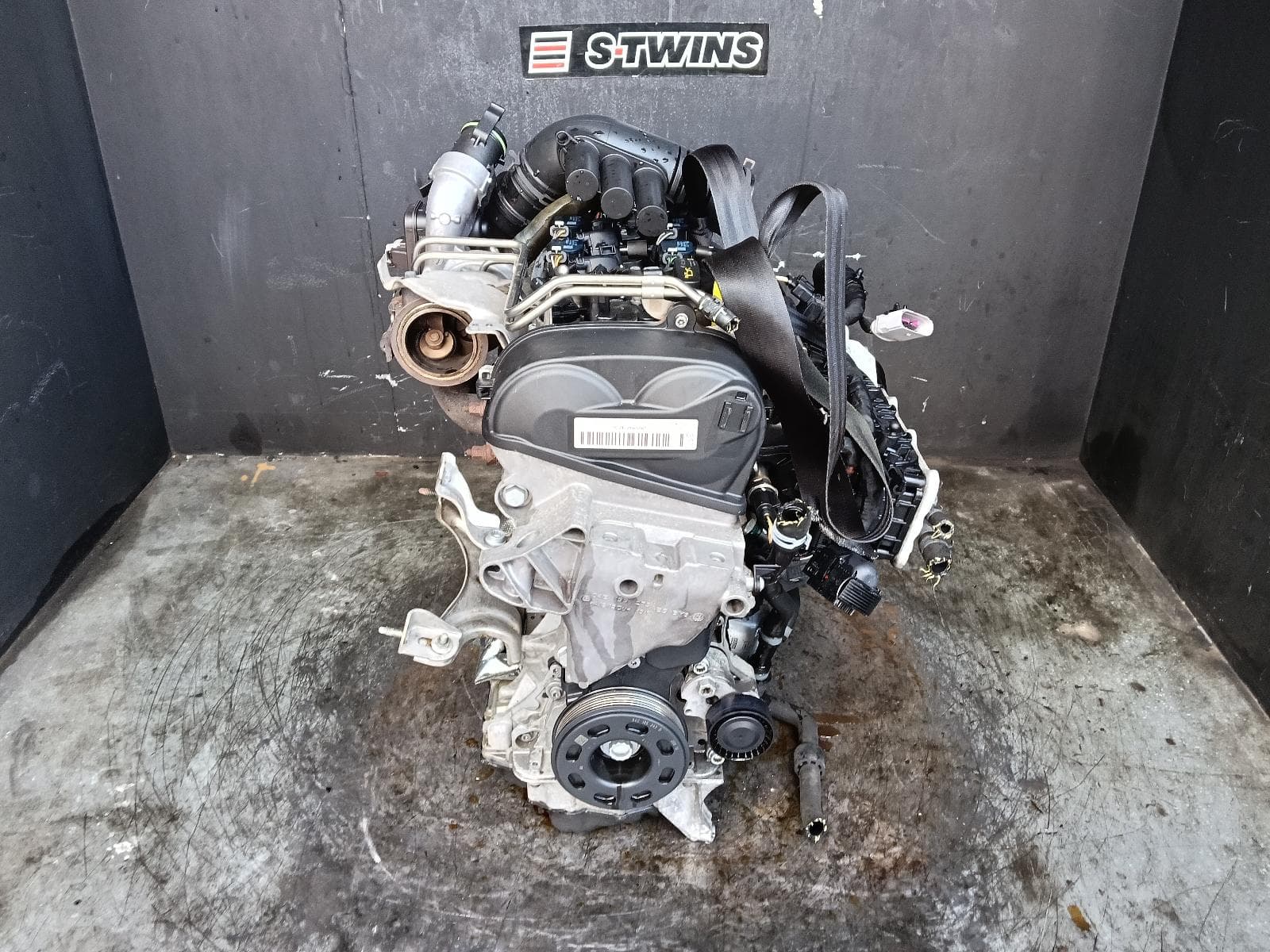 Used auto part listing image: 2015 AUDI Q3 ENGINE PETROL, 2.0, TURBO, TFSi (132kW), 8U, CULB CODE, 11/14-12/18 0000393581